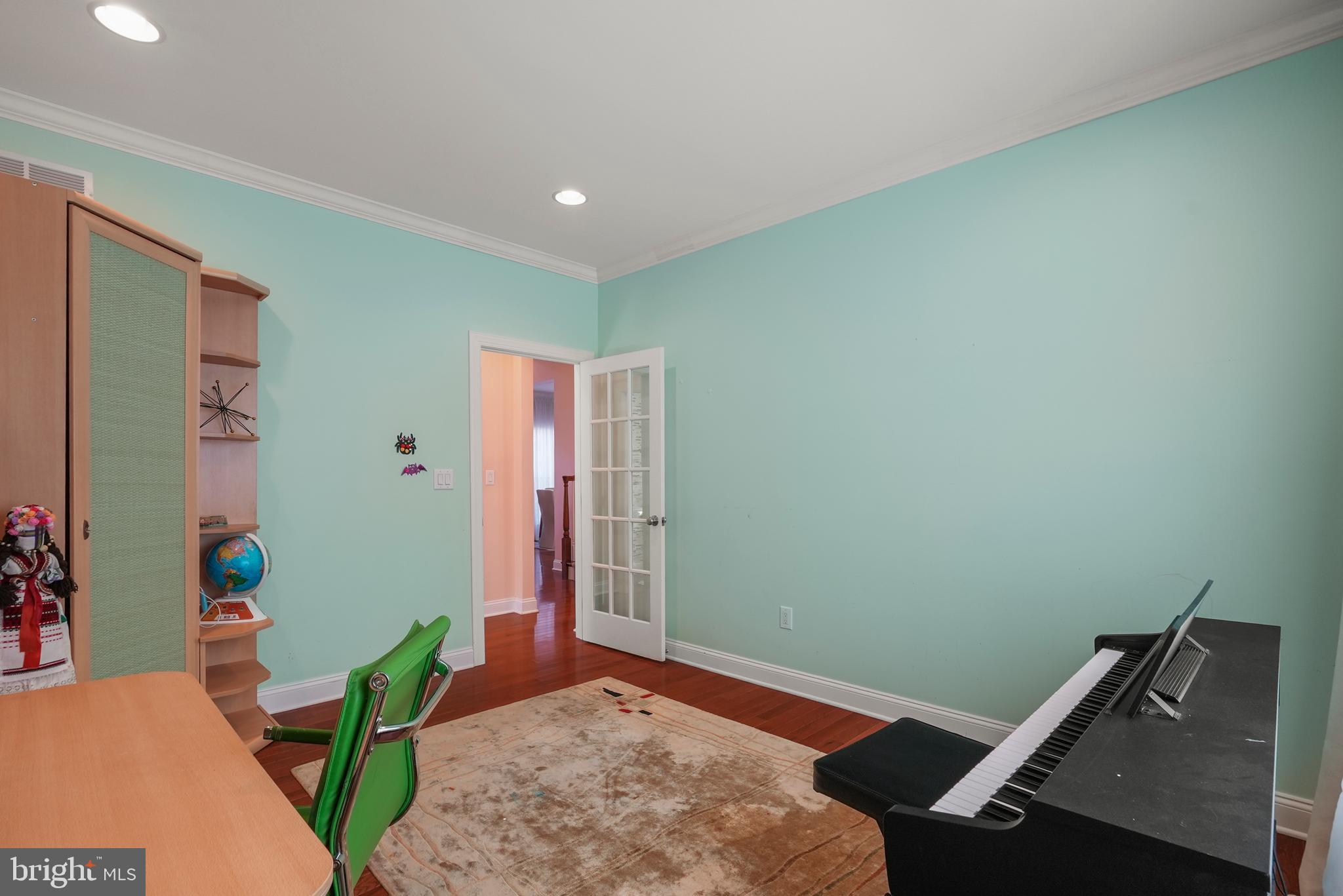 BEECHWOOD ESTATES - Residential
