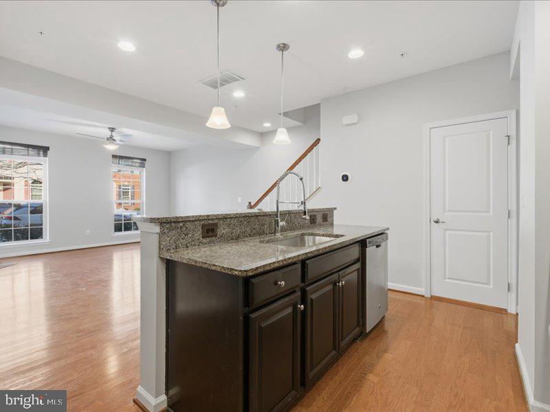 VIRGINIA MANOR CONDOMINIUM - Residential