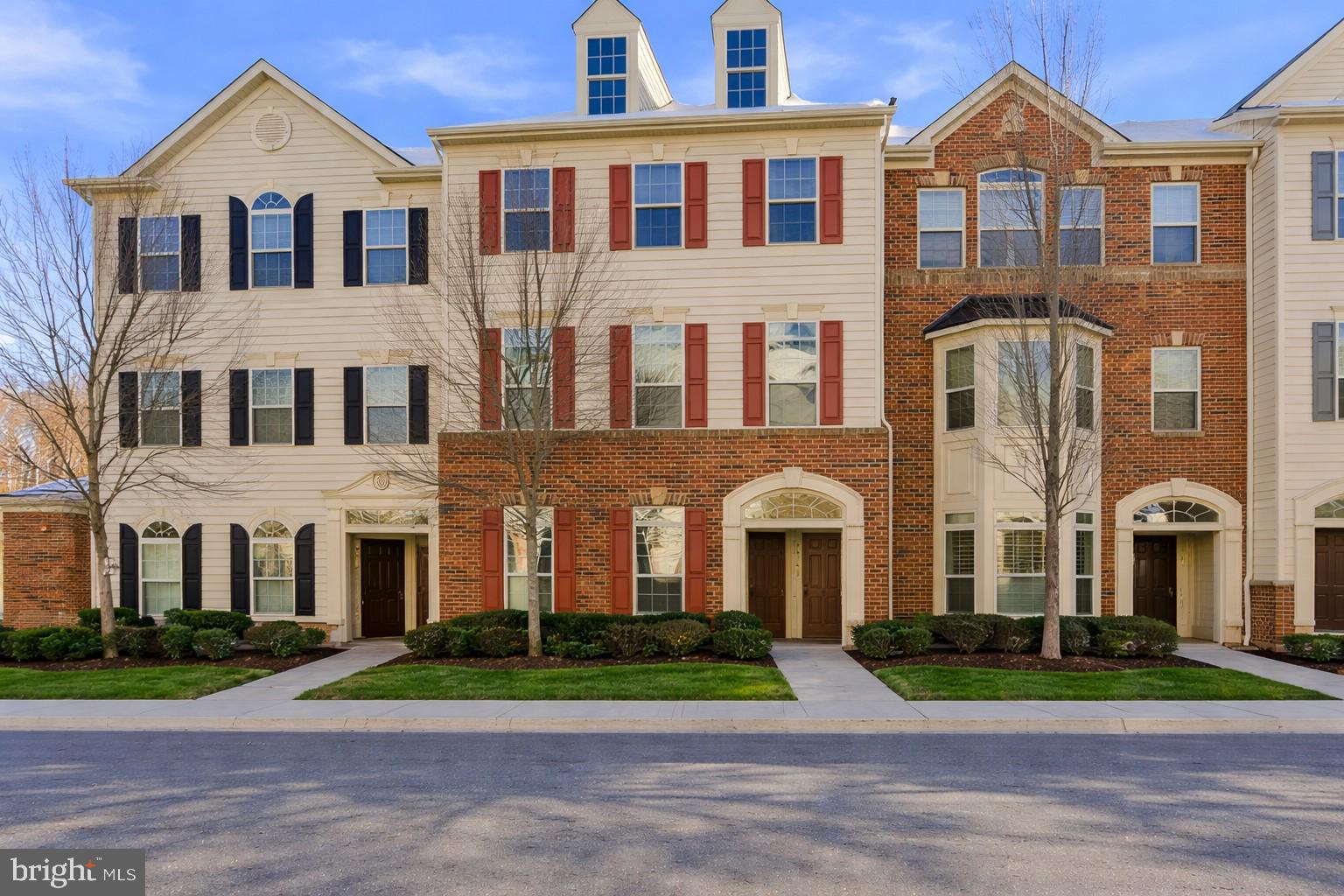 VIRGINIA MANOR CONDOMINIUM - Residential