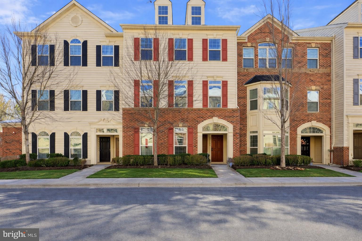VIRGINIA MANOR CONDOMINIUM - Residential