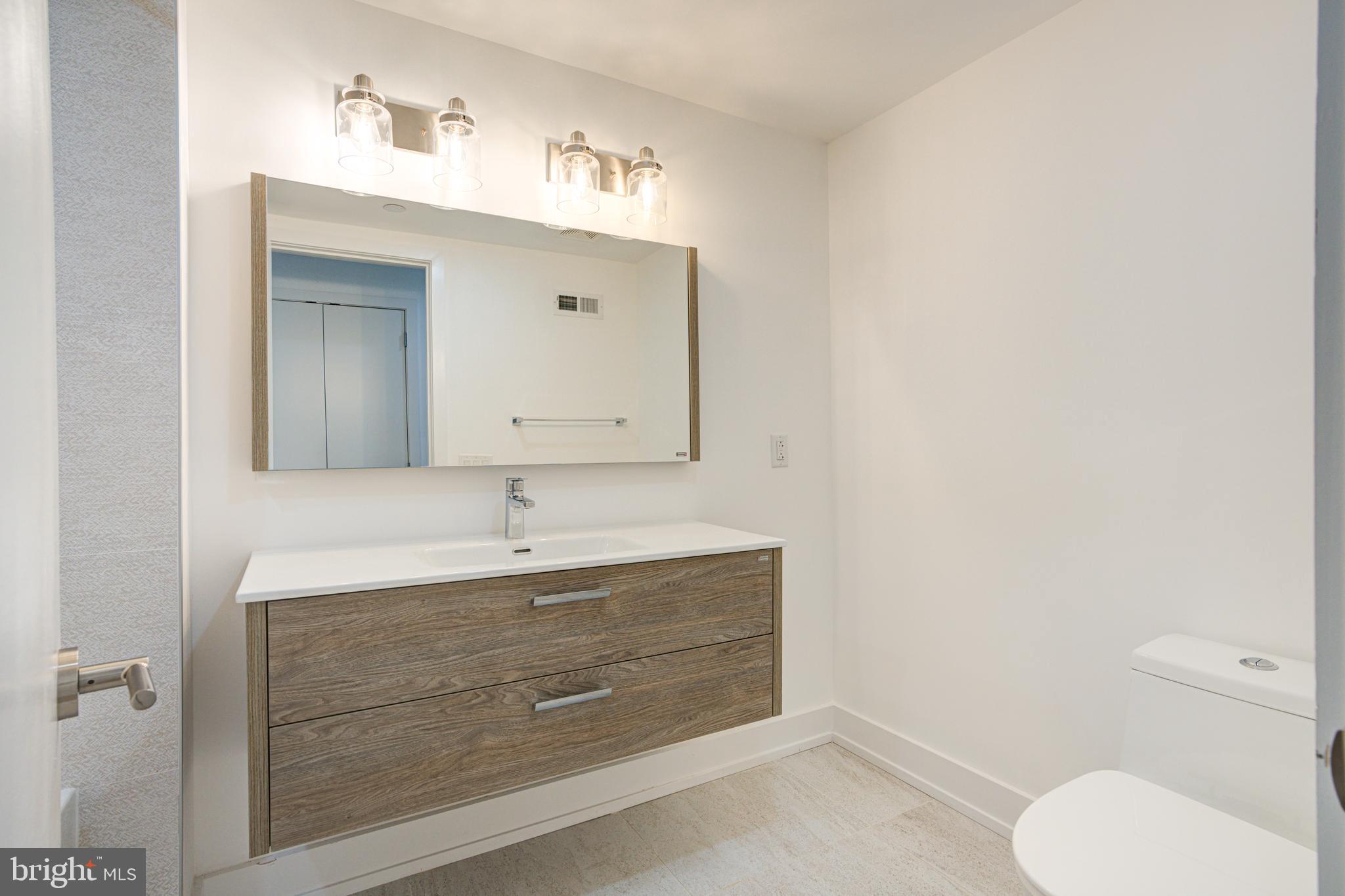 SOUTH KENSINGTON - Residential