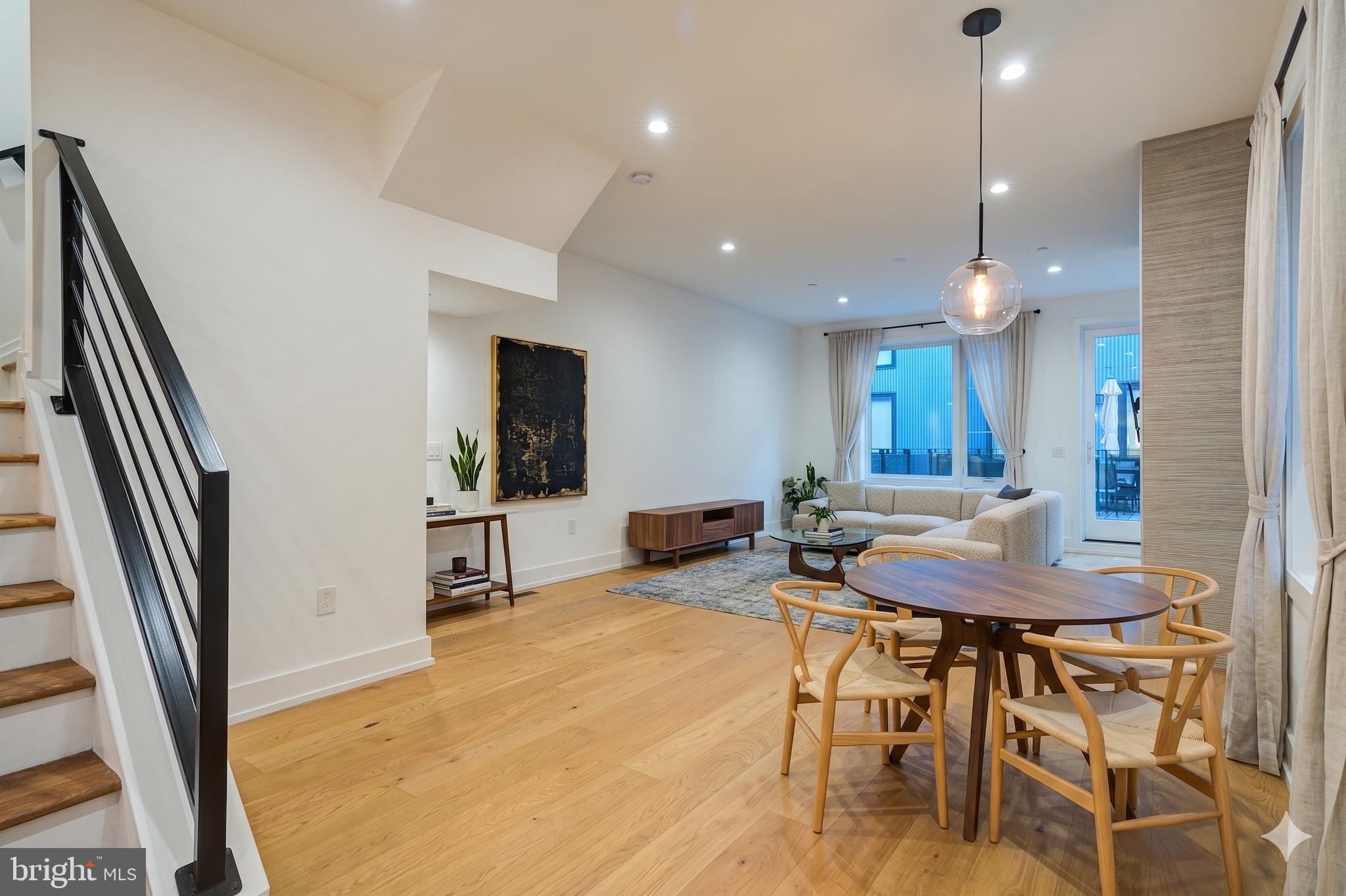 SOUTH KENSINGTON - Residential
