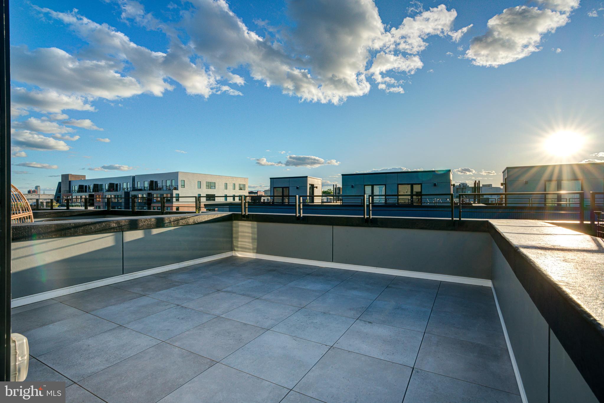 SOUTH KENSINGTON - Residential