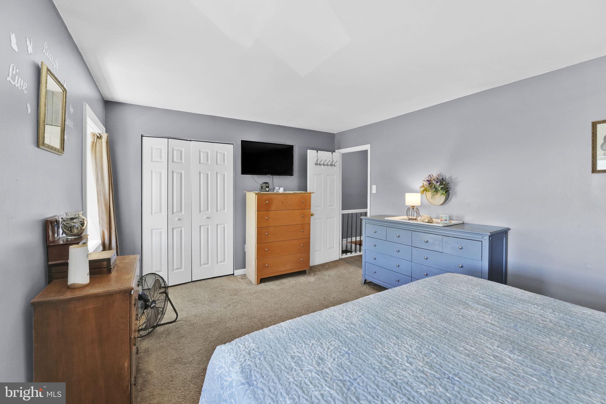 WASHINGTON CENTER - Residential