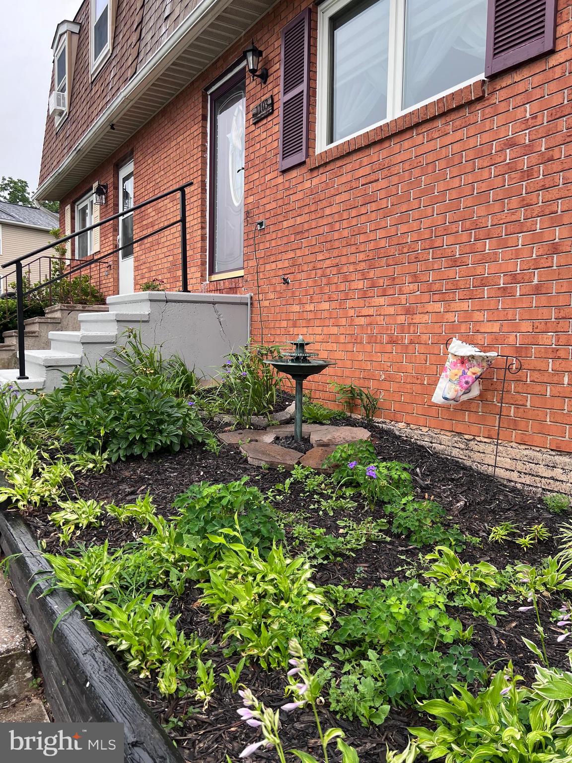 WASHINGTON CENTER - Residential
