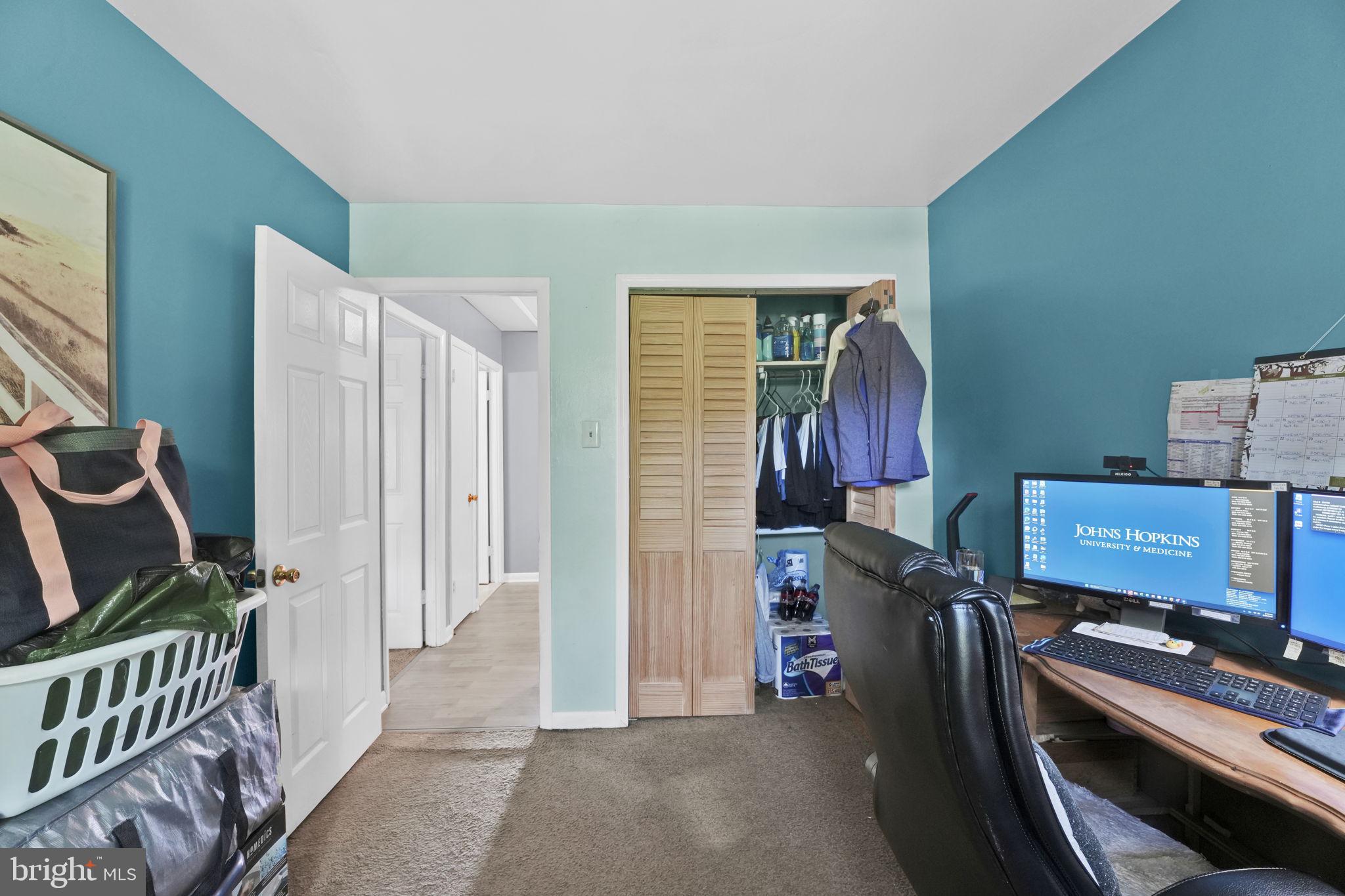 WASHINGTON CENTER - Residential