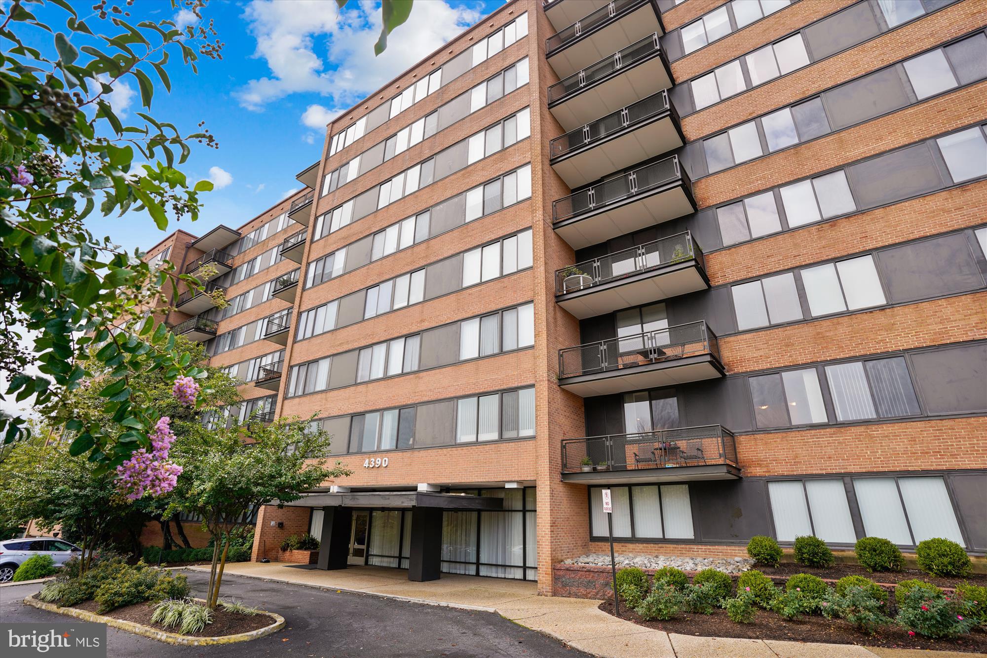 CARLYN PLACE - Residential Lease
