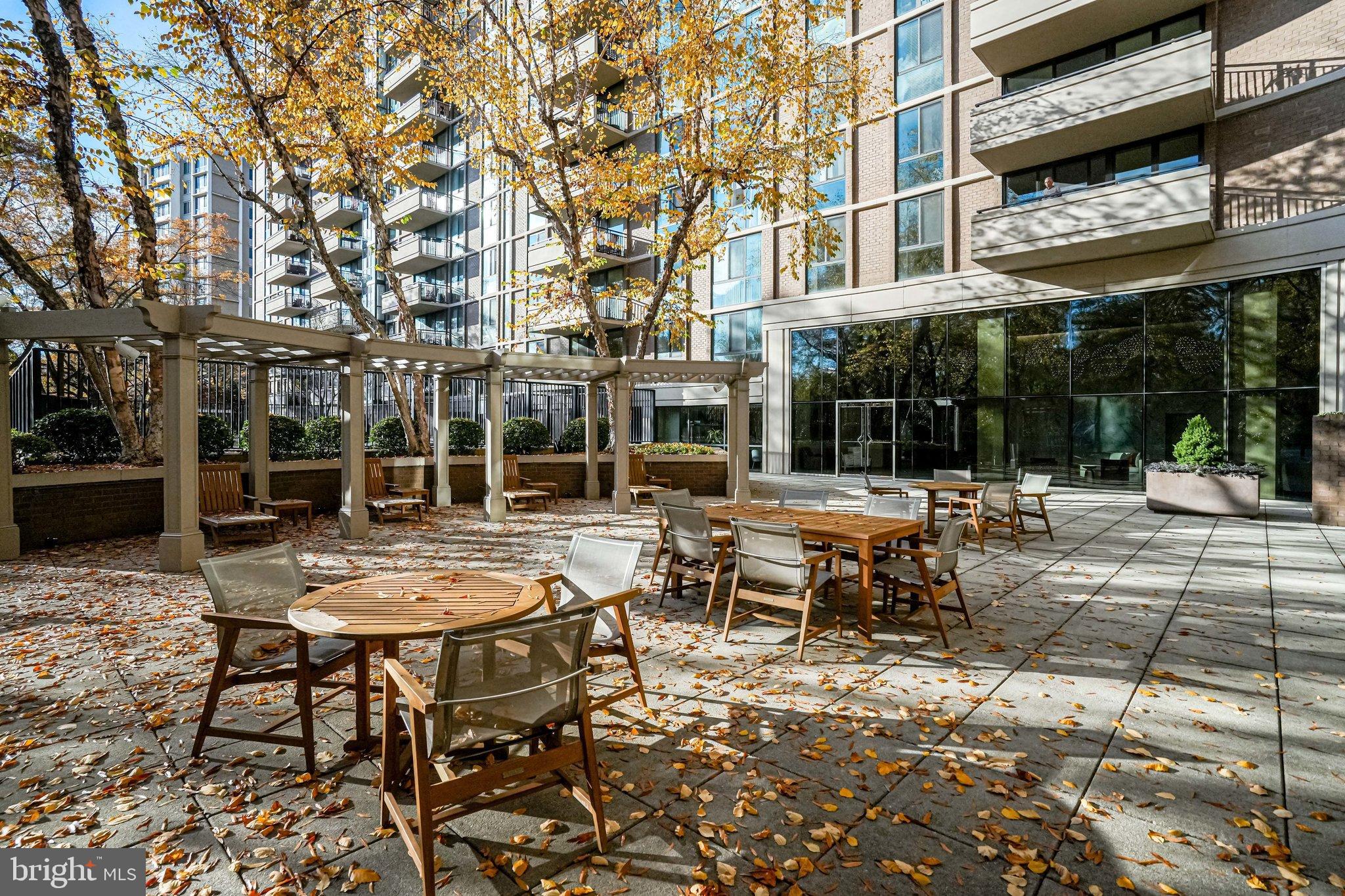 CHEVY CHASE - Residential
