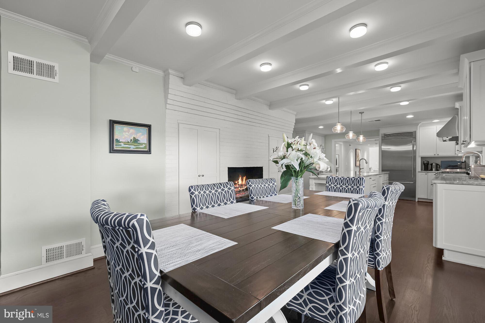BRADLEY HILLS GROVE - Residential