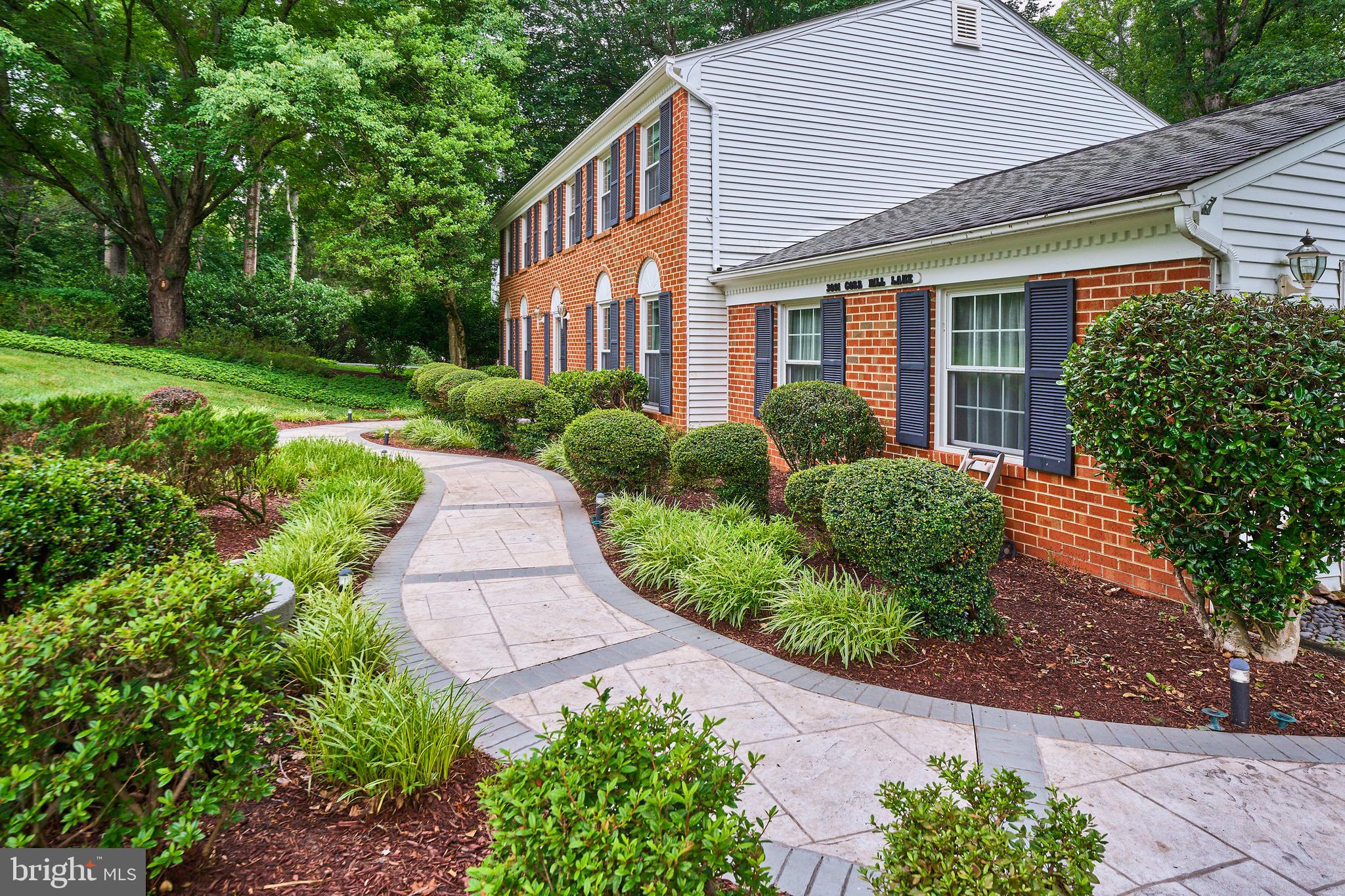 OAKTON - Residential