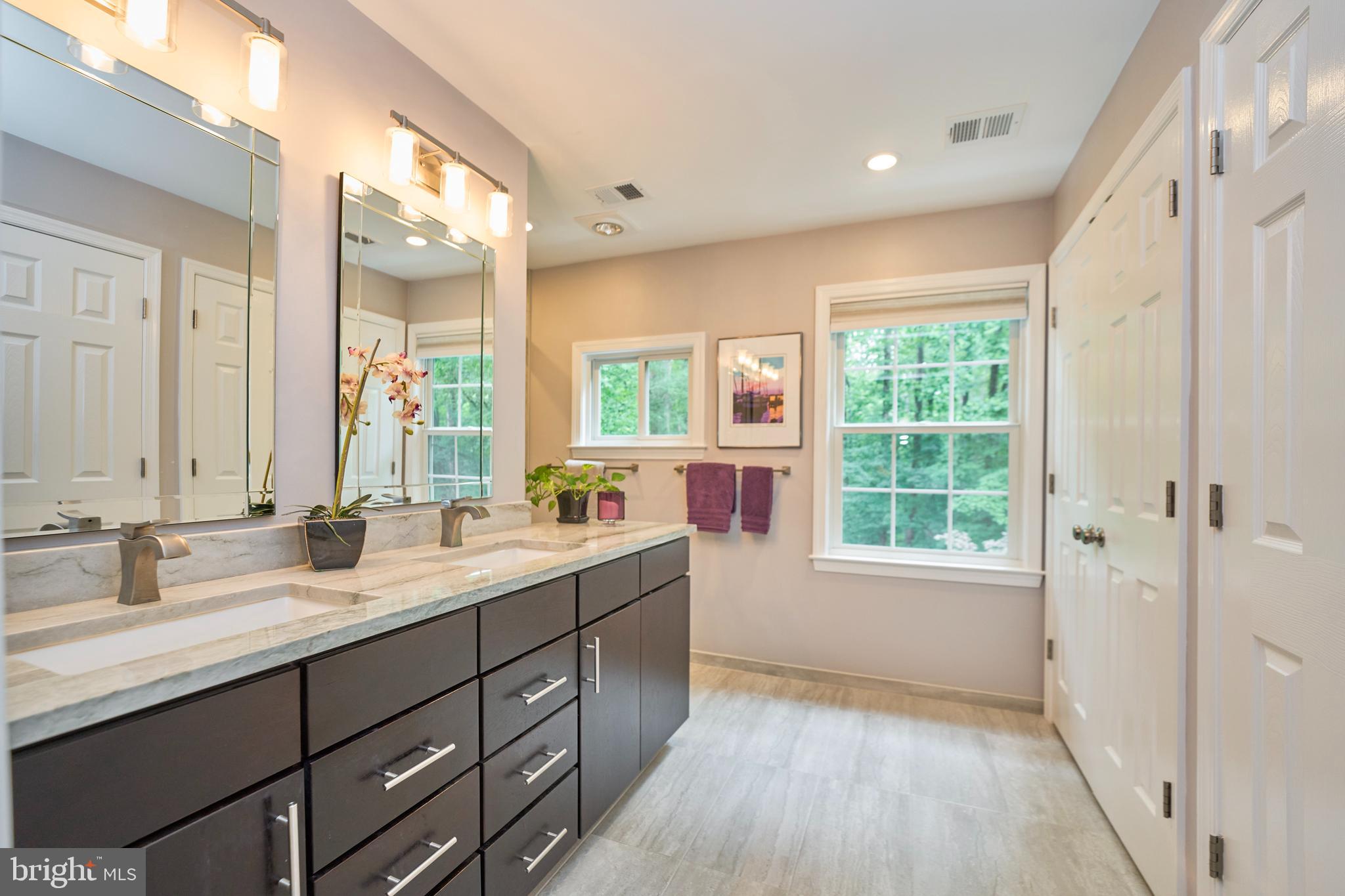 OAKTON - Residential