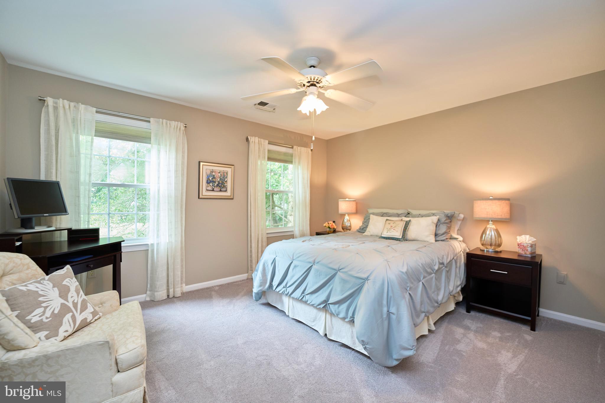 OAKTON - Residential