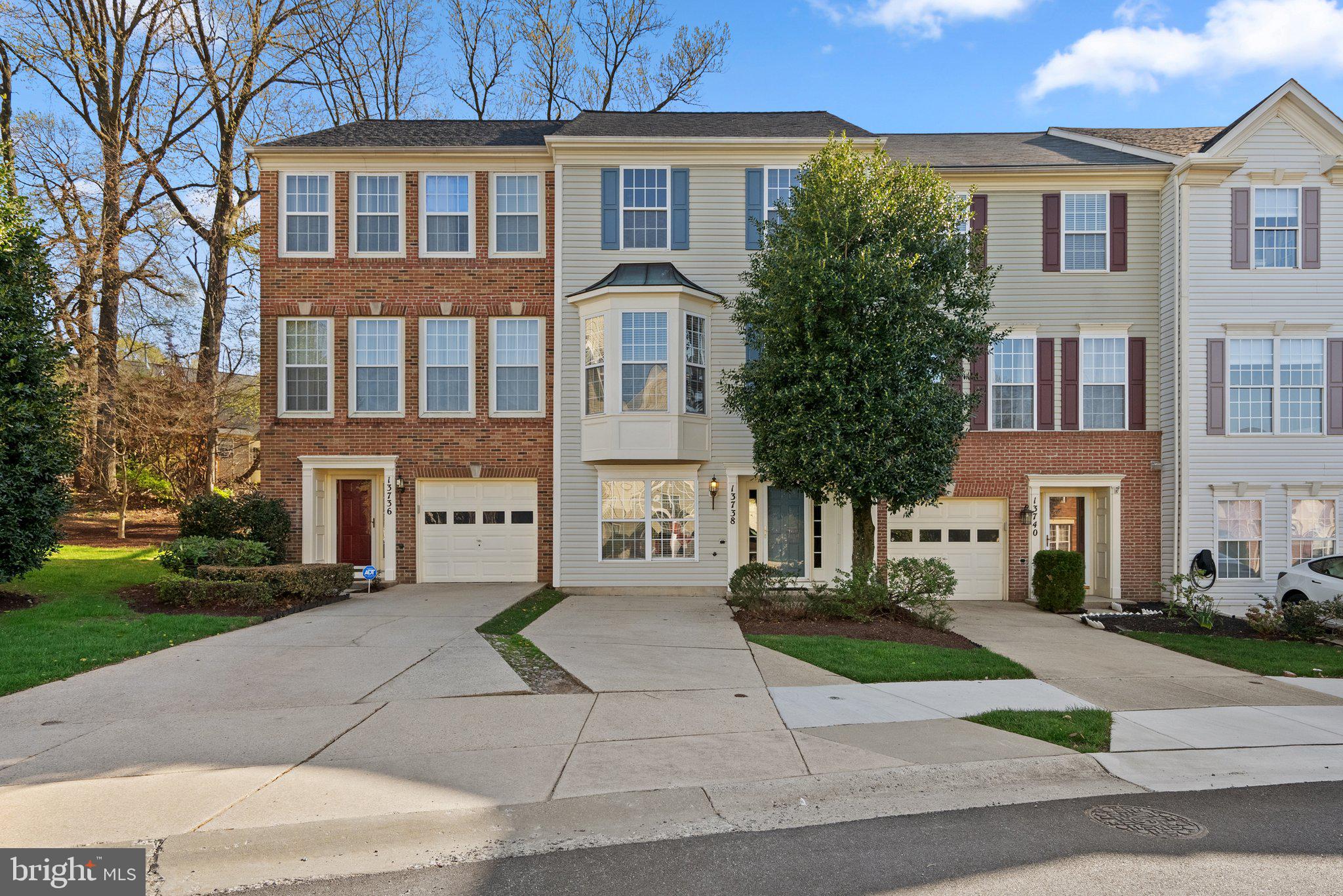 KINGSVIEW VILLAGE - Residential