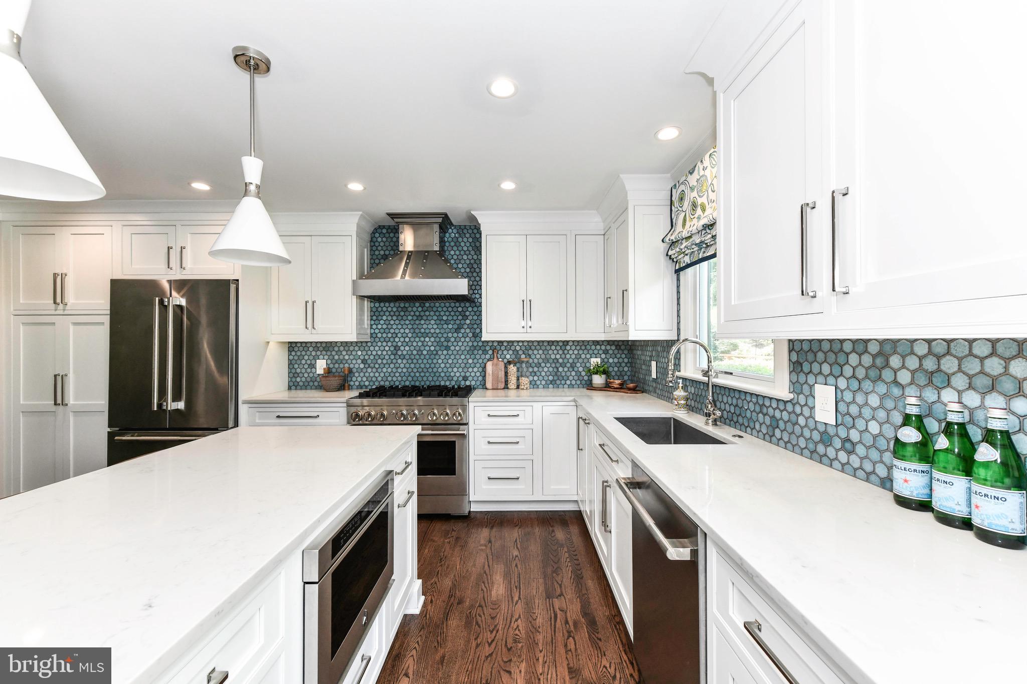 HICKORY CREEK - Residential