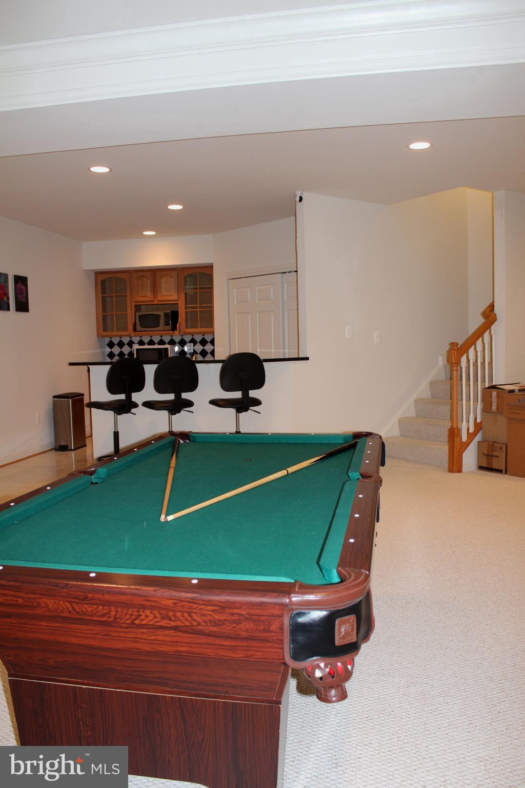 NORTH POTOMAC - Residential