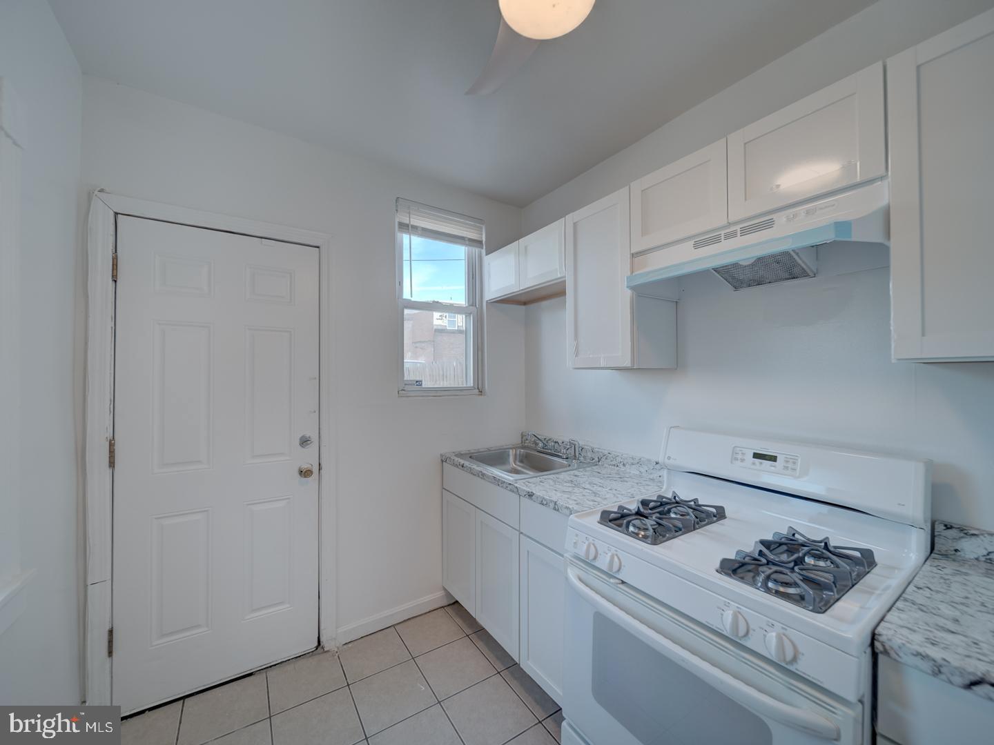 CHARLES VILLAGE - Residential
