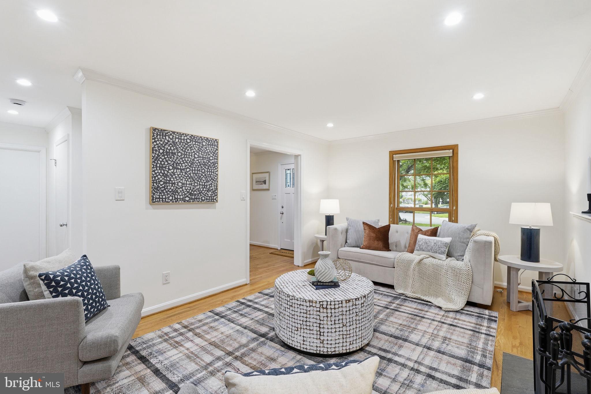 REGENCY ESTATES - Residential
