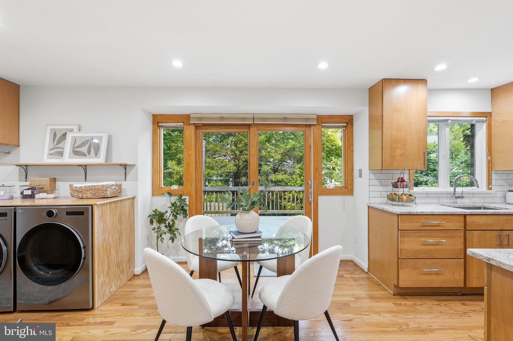 REGENCY ESTATES - Residential