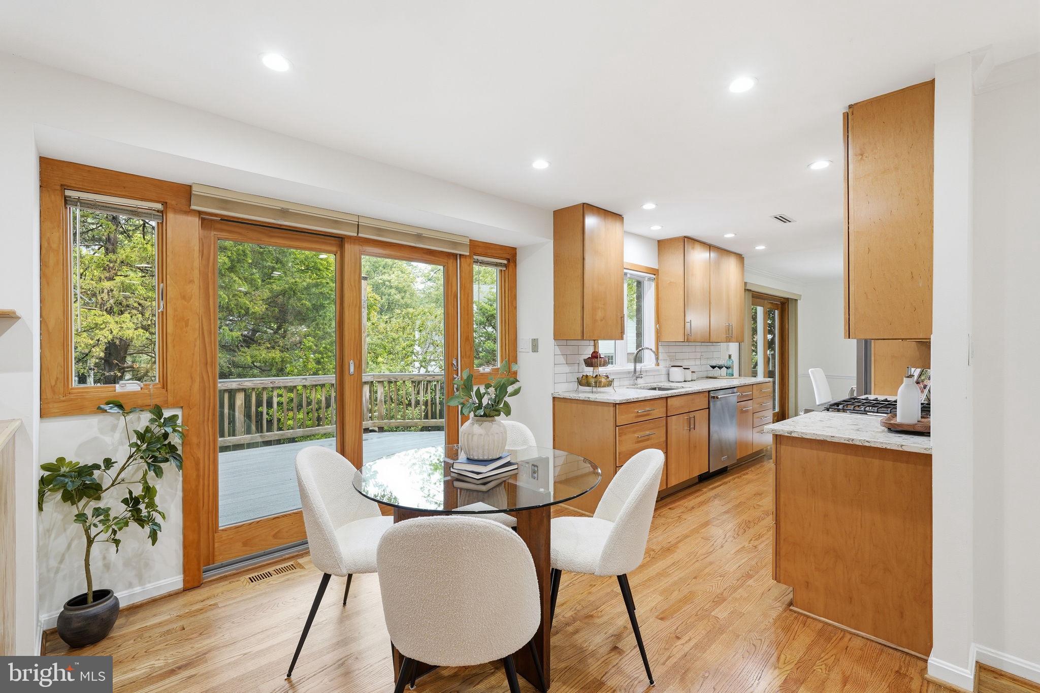REGENCY ESTATES - Residential
