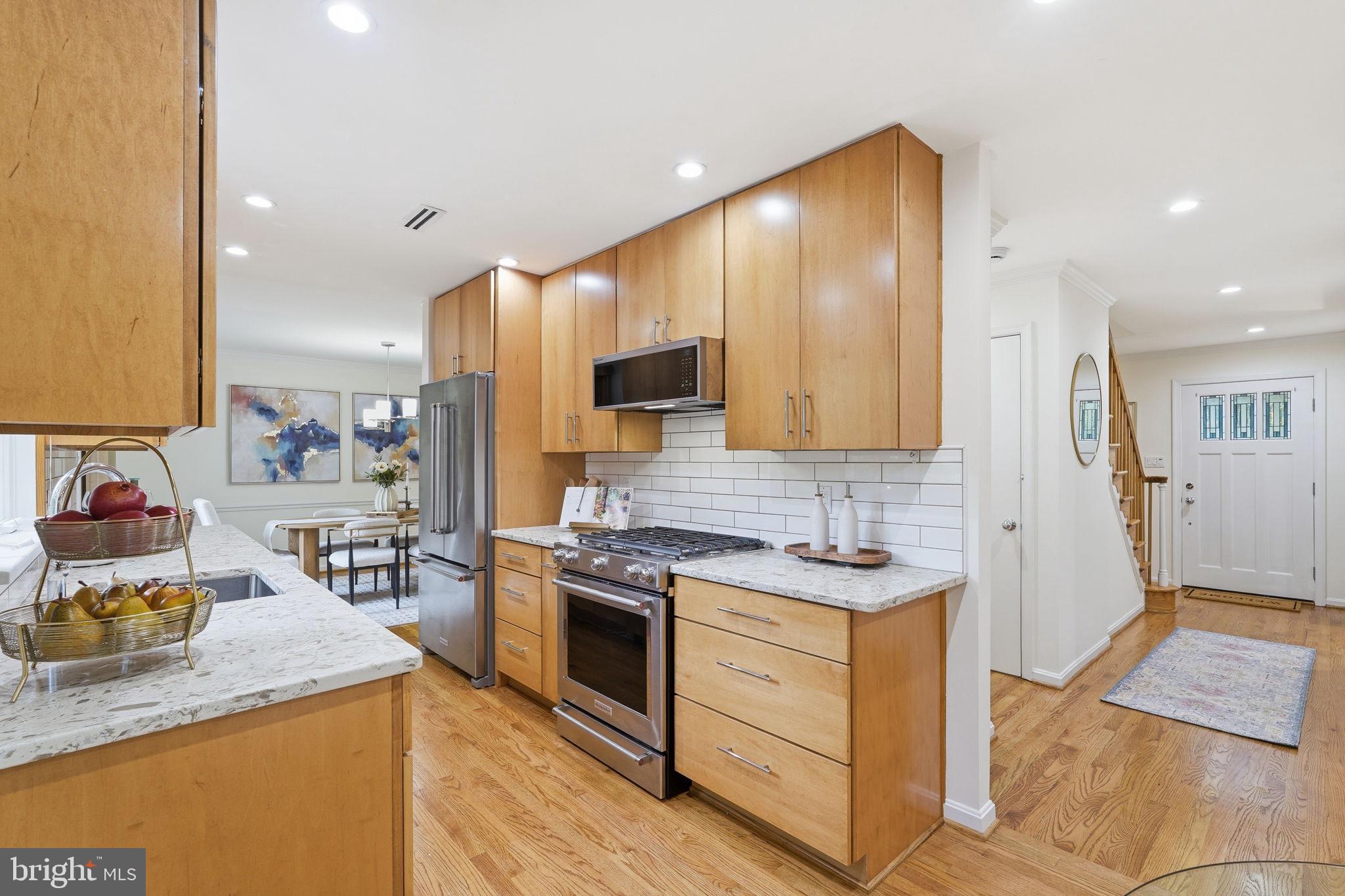 REGENCY ESTATES - Residential