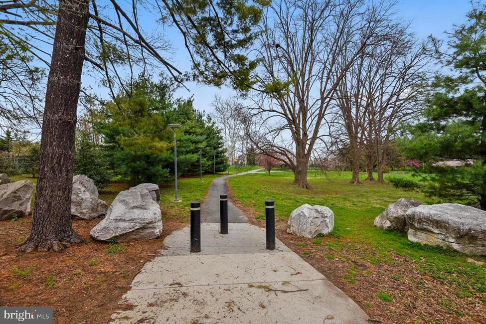 BETHESDA OVERLOOK - Residential Lease