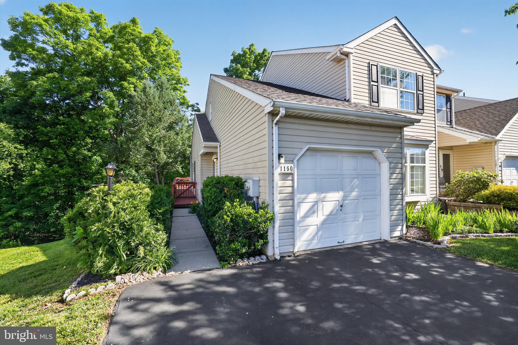 STONEGATE - Residential
