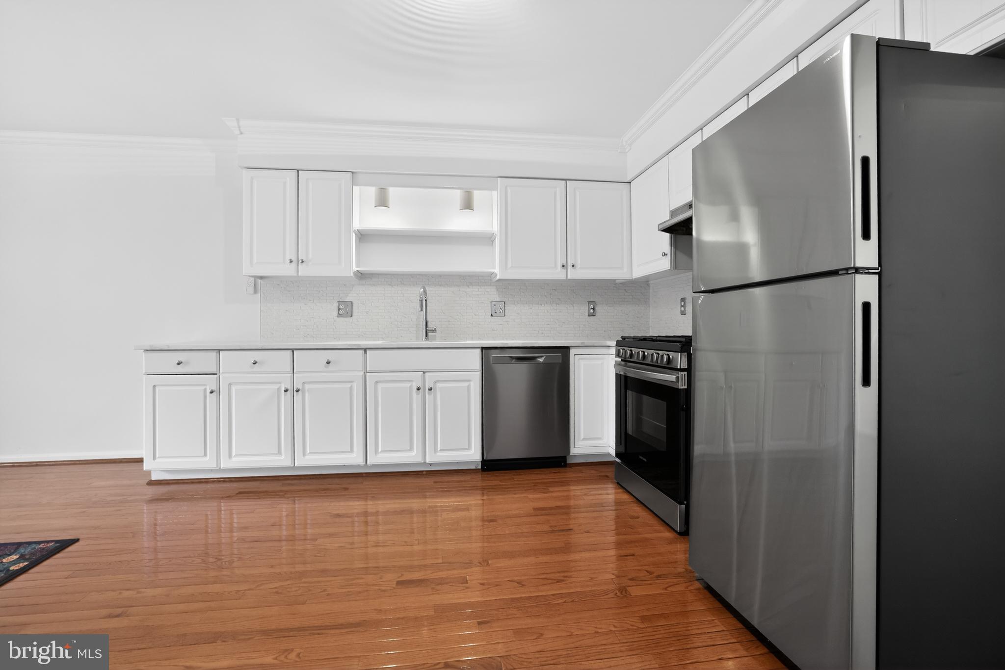 STONEGATE - Residential