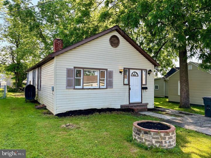 Recently renovated 2-bedroom, 1-bath bungalow in Hagerstown! This move-in-ready home features new LVP flooring, fresh paint, and updated lighting throughout. The modern kitchen includes quartz countertops, new cabinetry, and stainless steel appliances. The updated bathroom features a new tub with a tiled shower surround and updated fixtures. Conveniently located near Hagerstown City Park, downtown shopping, dining, and Meritus Park. A great opportunity for first-time buyers, or downsizers looking for a fully updated home close to local amenities!