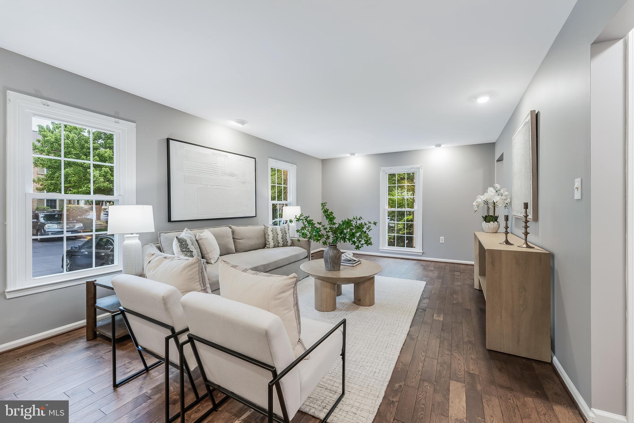WELLINGTON COMMONS - Residential