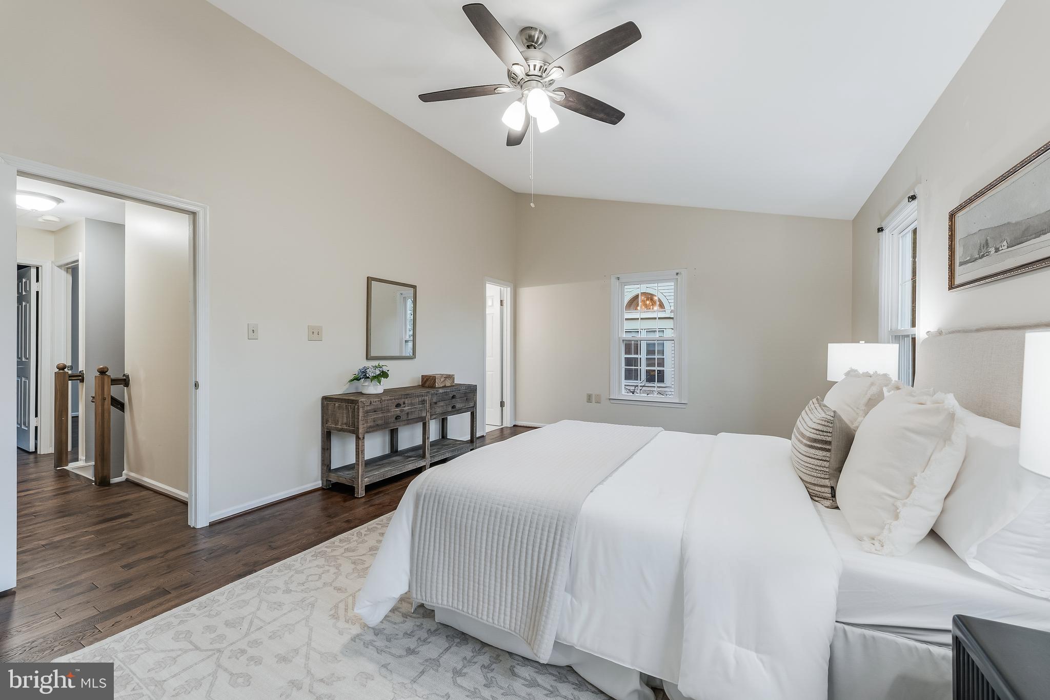 WELLINGTON COMMONS - Residential
