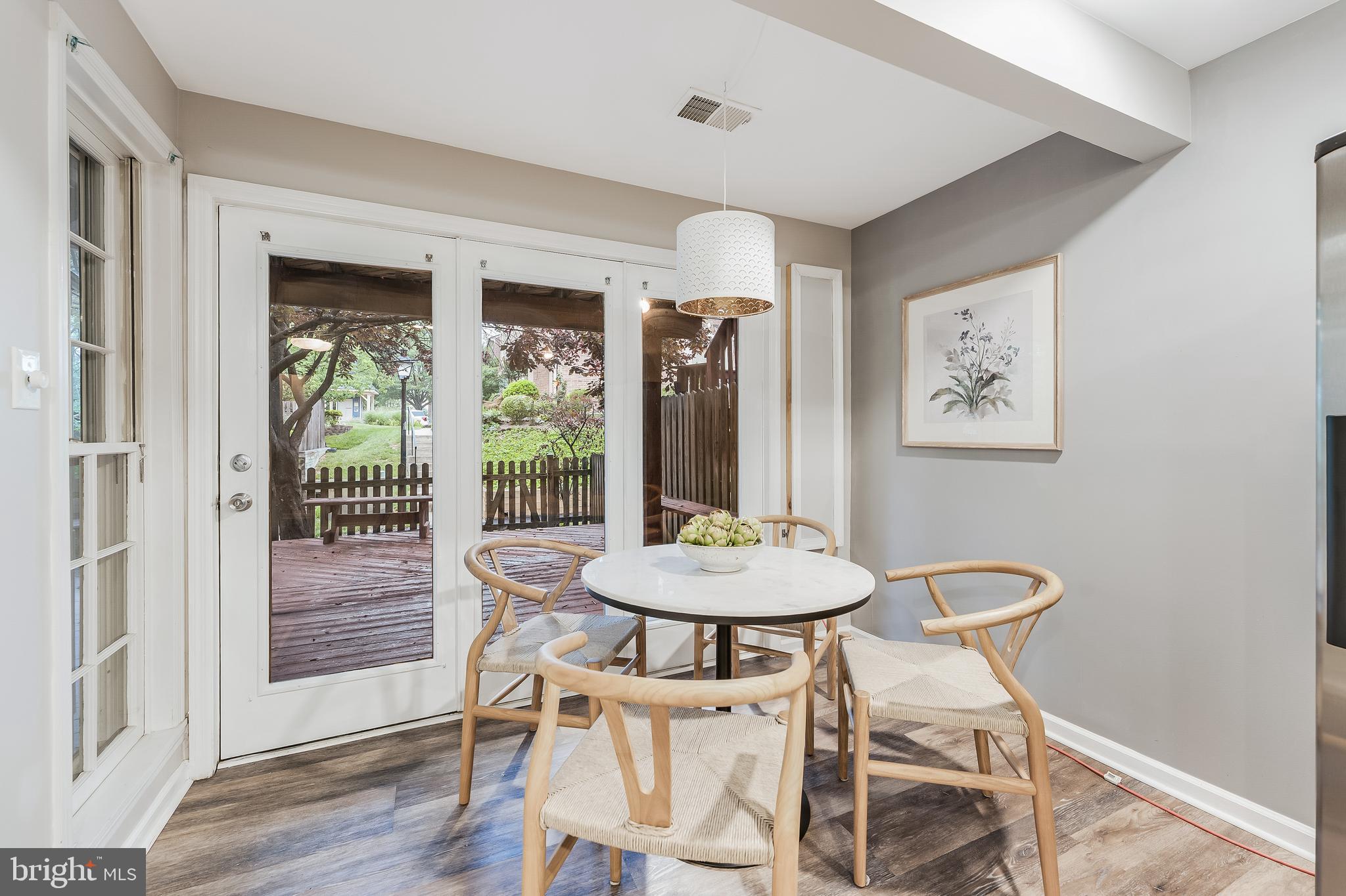 WELLINGTON COMMONS - Residential