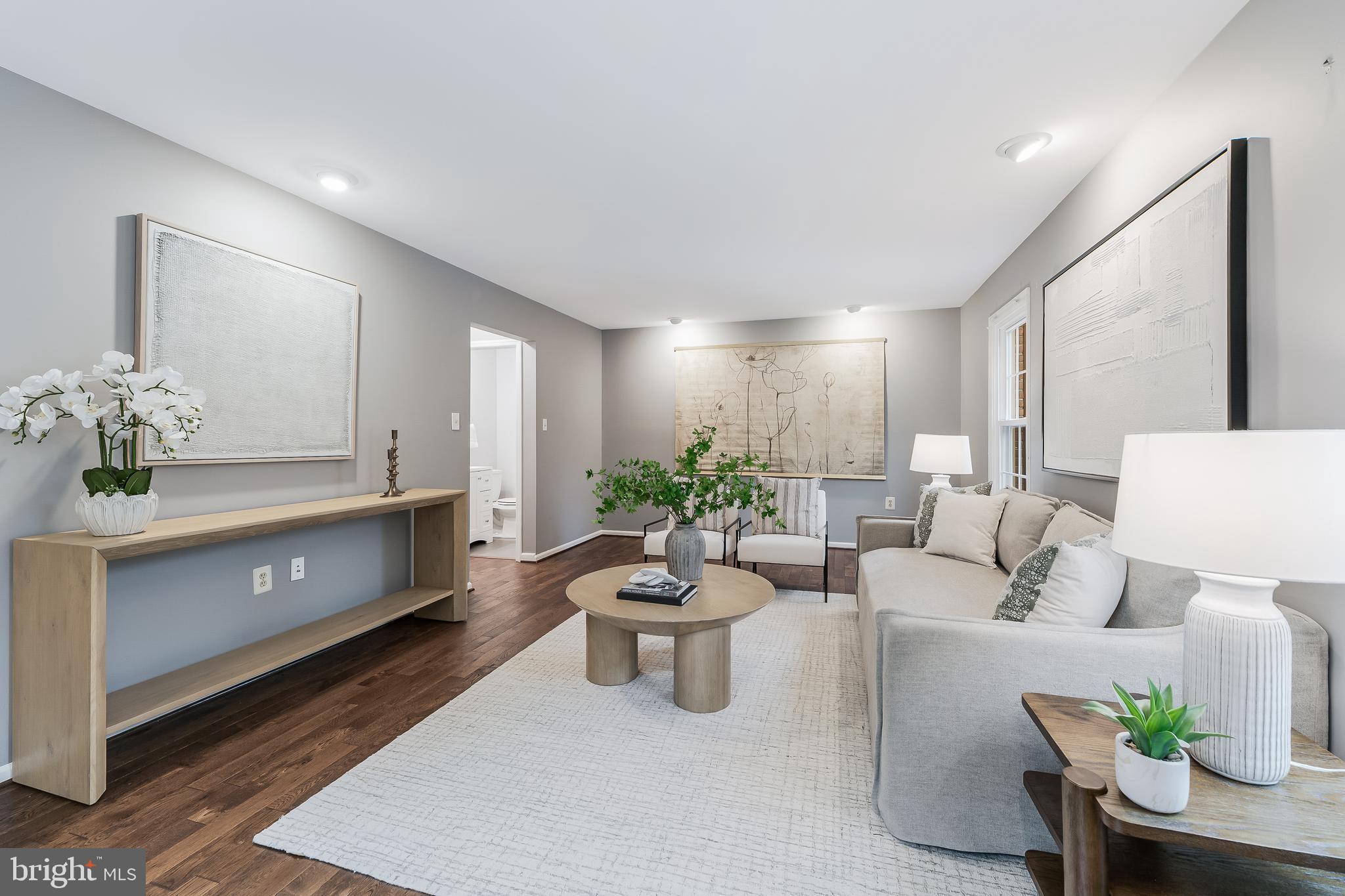 WELLINGTON COMMONS - Residential