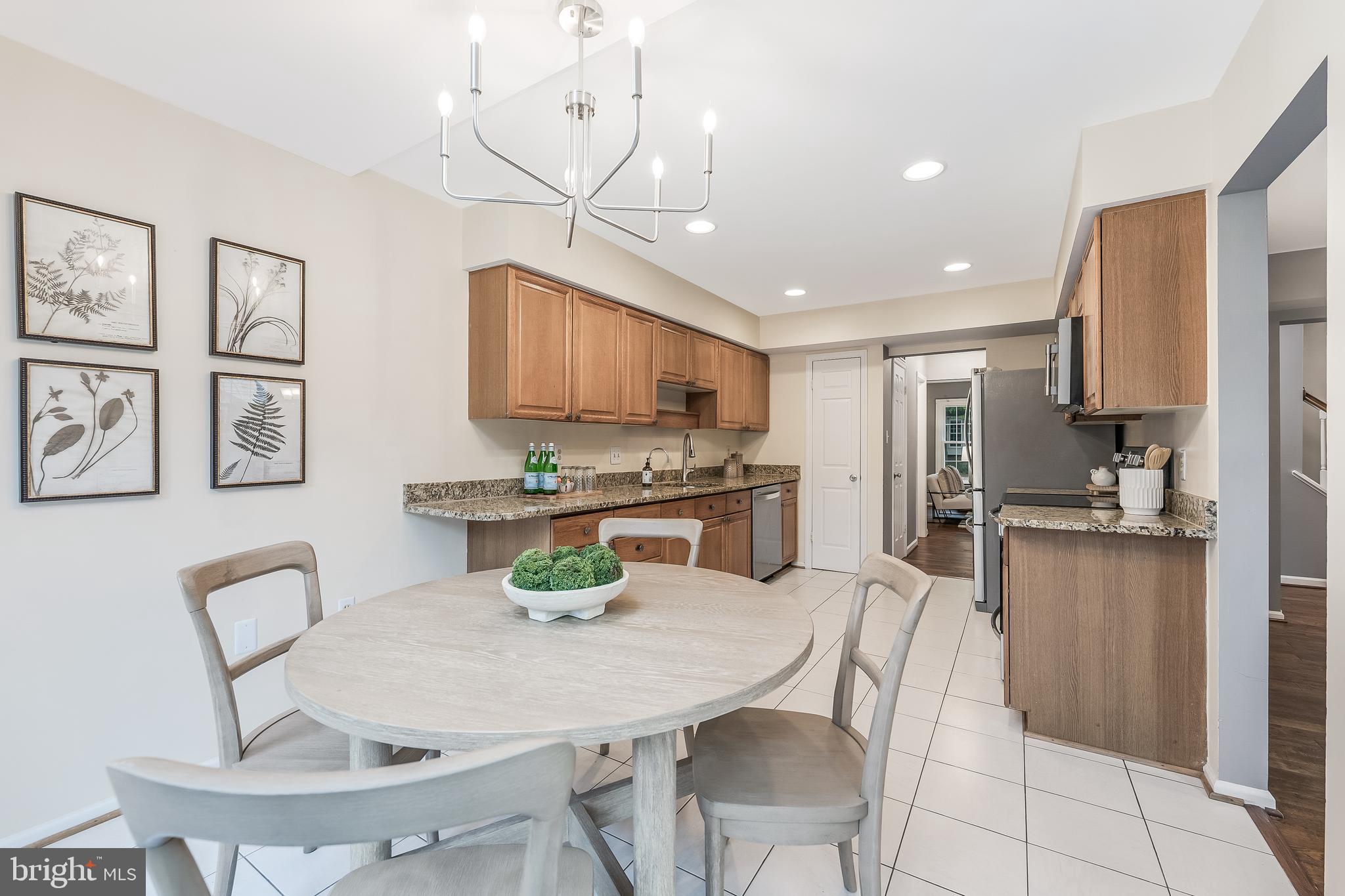 WELLINGTON COMMONS - Residential