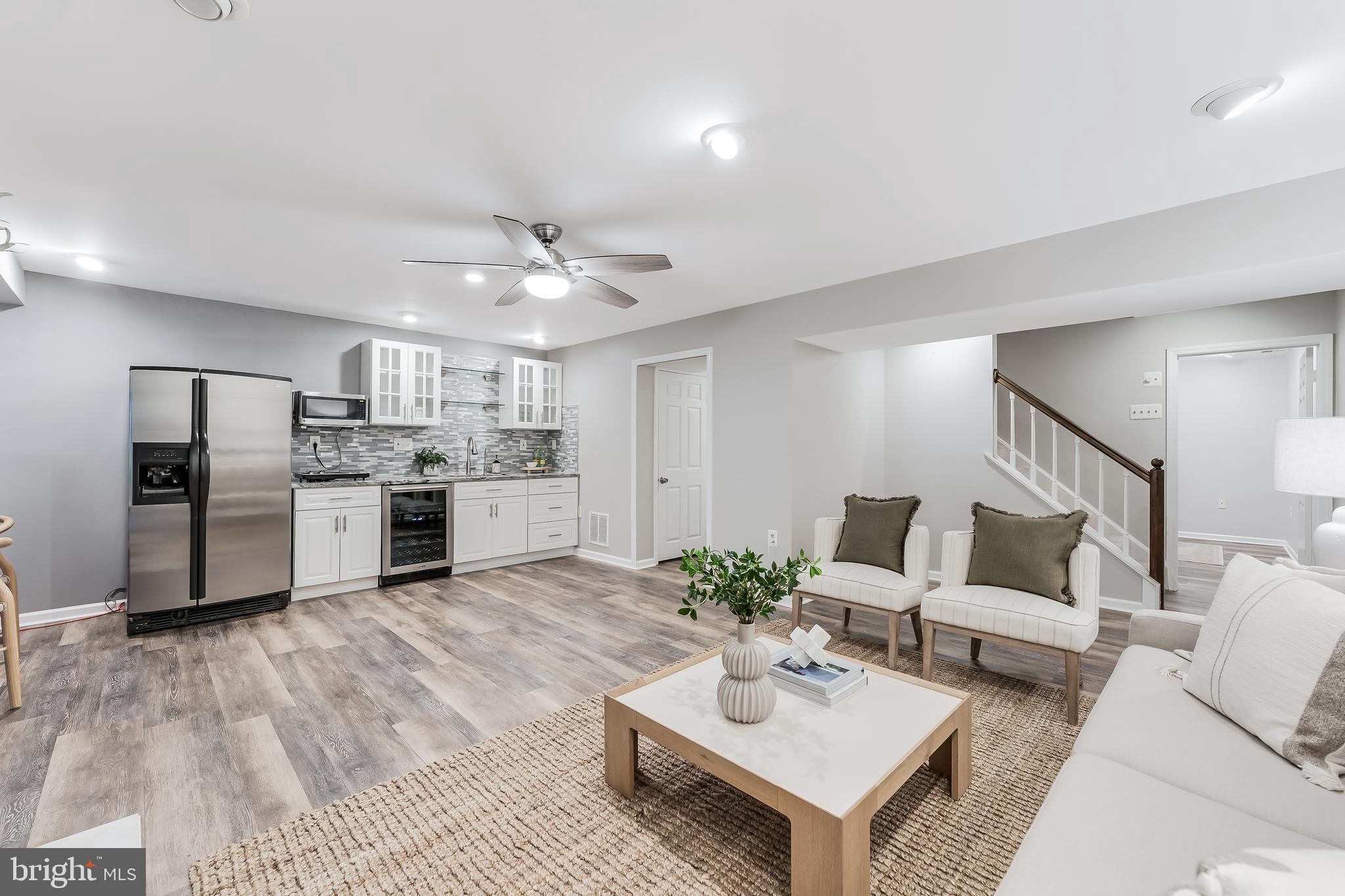 WELLINGTON COMMONS - Residential