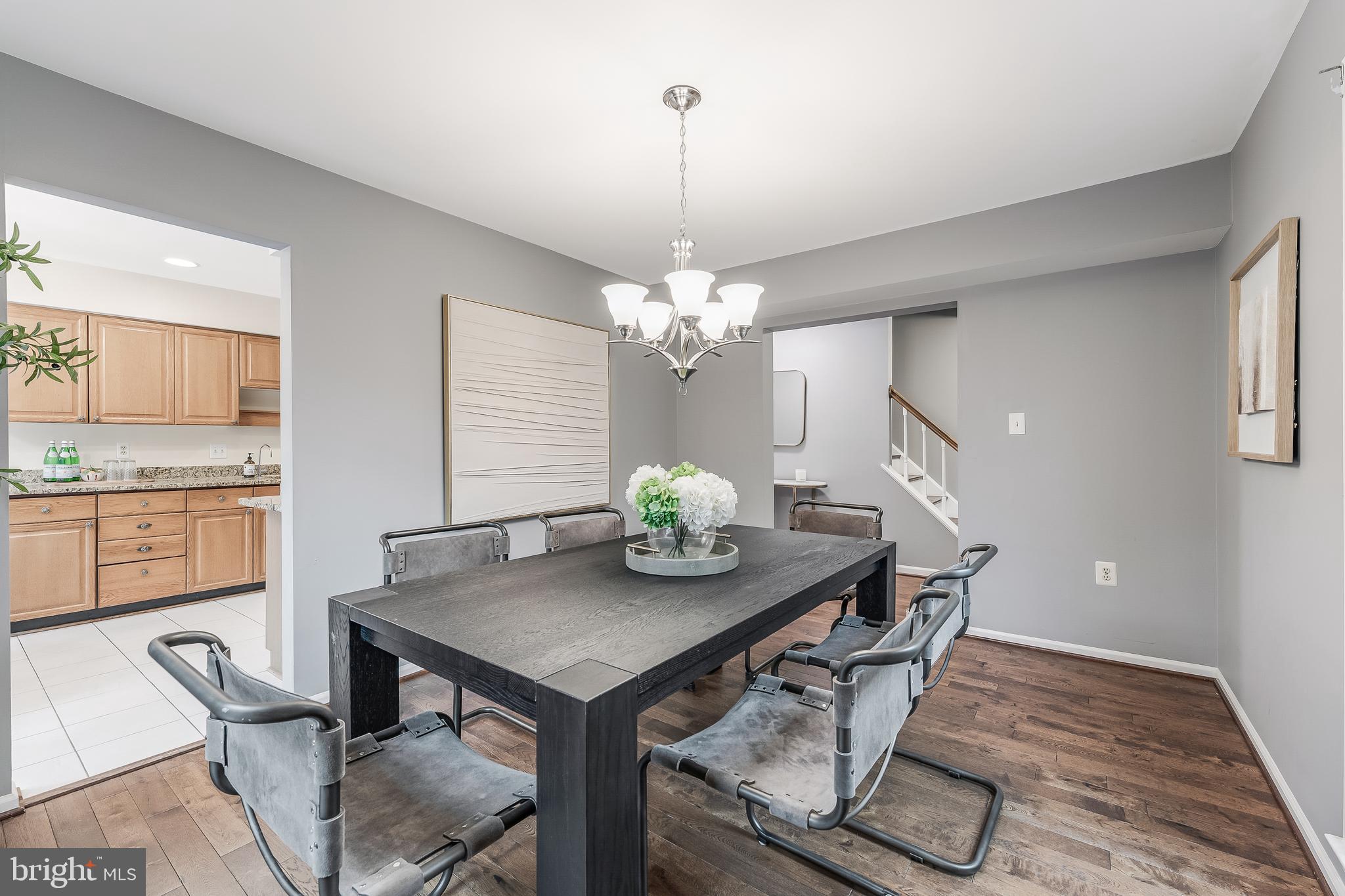 WELLINGTON COMMONS - Residential