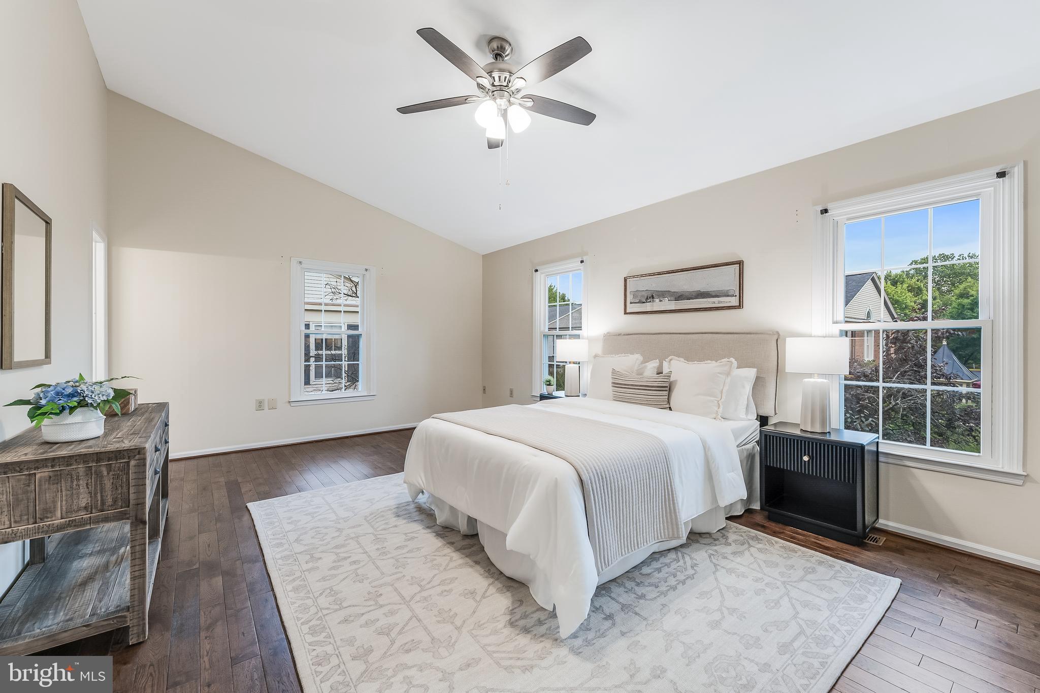 WELLINGTON COMMONS - Residential