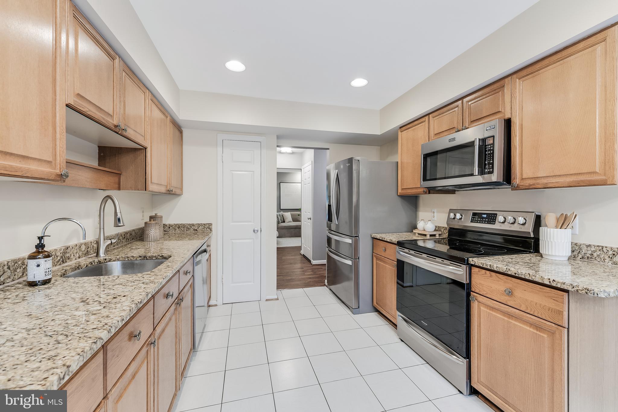 WELLINGTON COMMONS - Residential