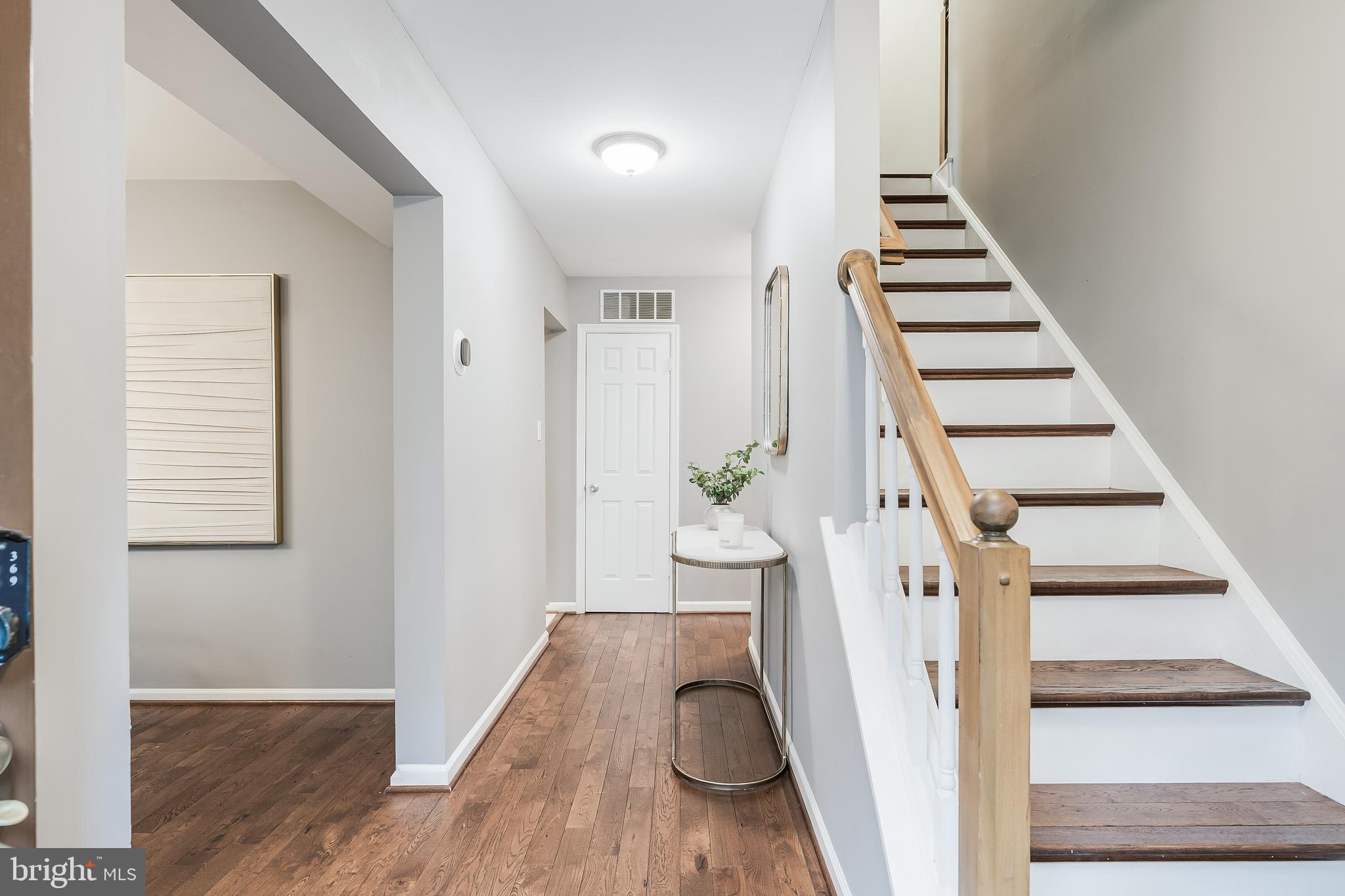 WELLINGTON COMMONS - Residential