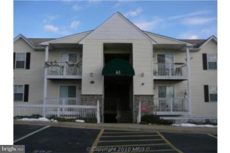 Nice ground level condo which features 3 bedrooms and 2.5 baths.  This unique unit is only steps away from the tot lot and just up the hill from the swimming pool.  Enjoy the nice view from the living room.  Fresh paint and new carpet to be completed.  Stacked washer and dryer.  Kitchen features stainless steel appliances. Close to Quantico, shopping, hospityal and VRE and I-95.  Application fee must be bumitted with application.  Once approved security deposit is required within 3 days.  Updated photos coming soon!