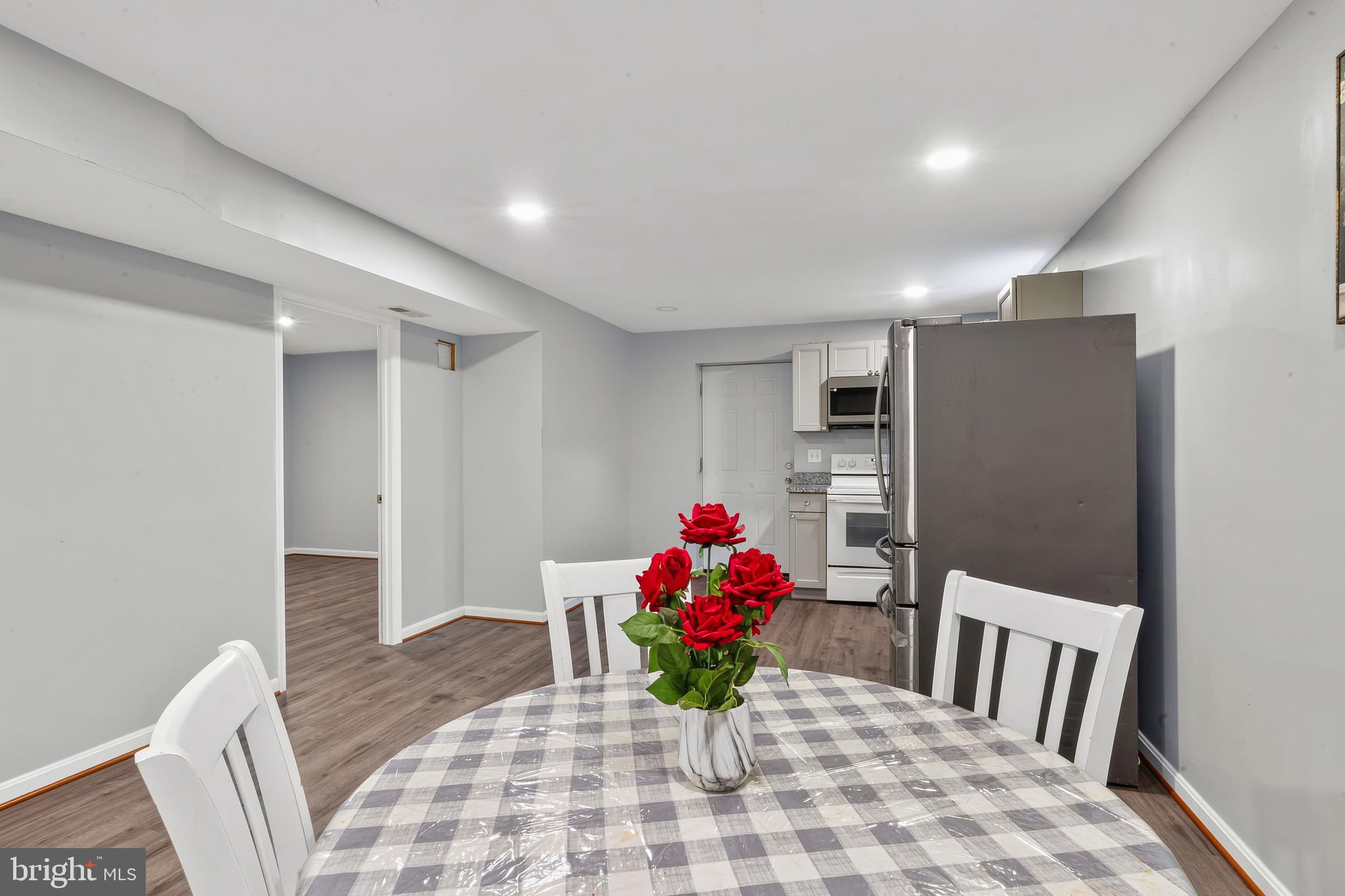 ECKER'S HOLLOW - Residential