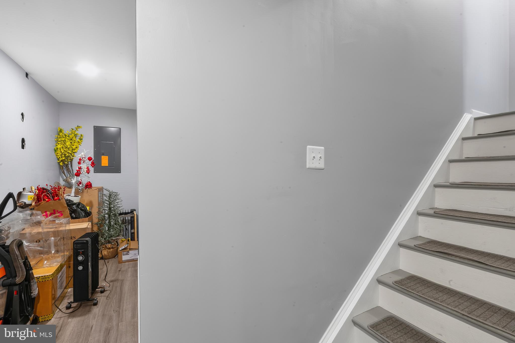 ECKER'S HOLLOW - Residential