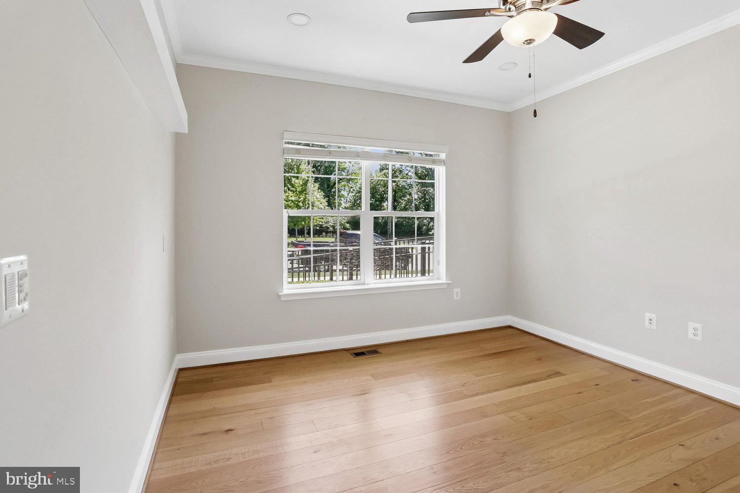 RIVERDALE HEIGHTS - Residential