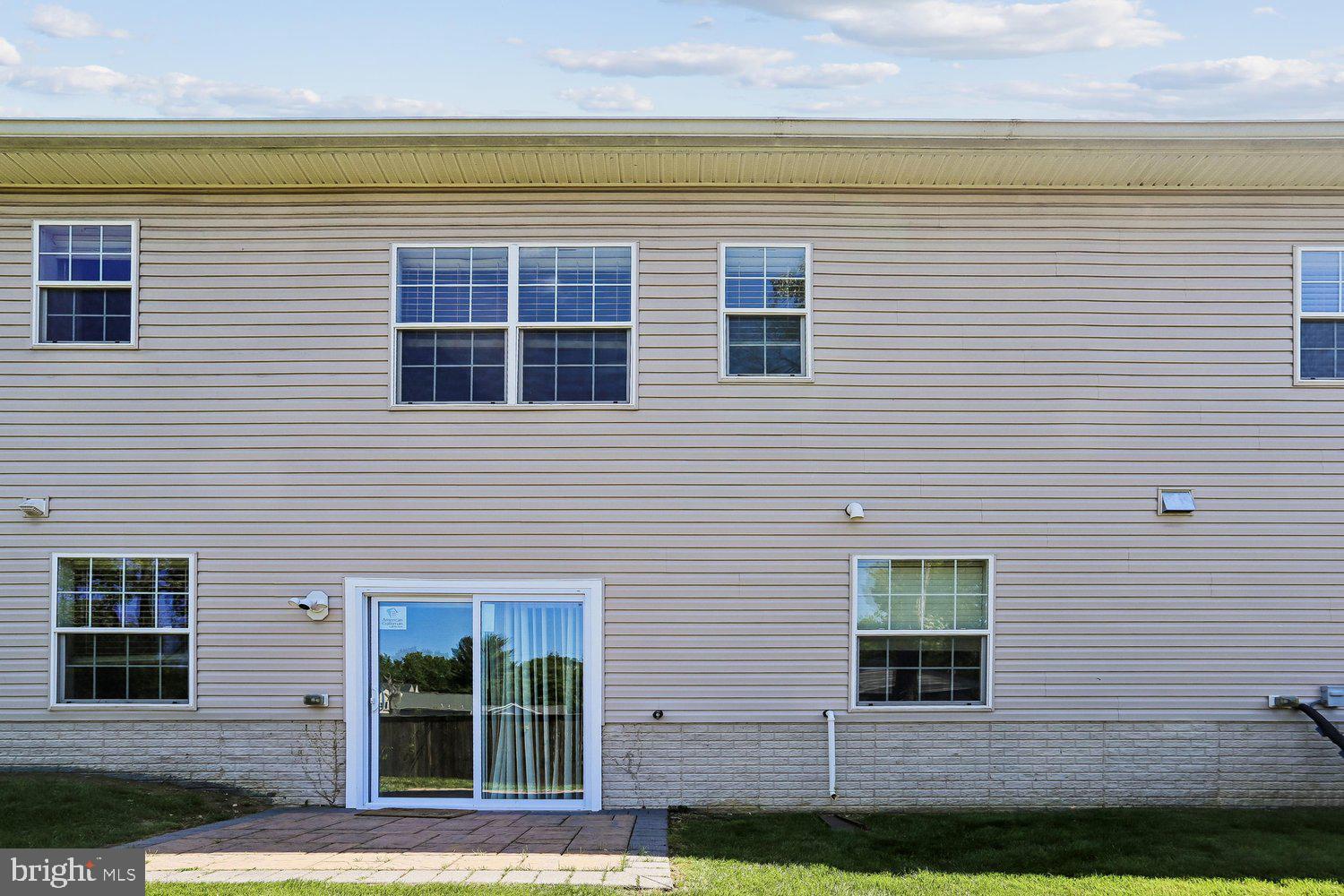 RIVERDALE HEIGHTS - Residential