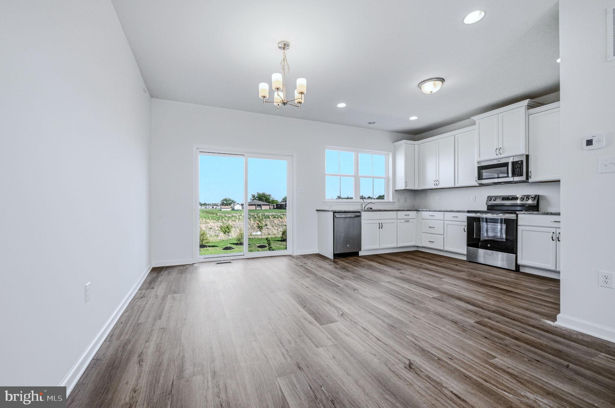 THE OVERLOOK AT BAYBERRY - Residential