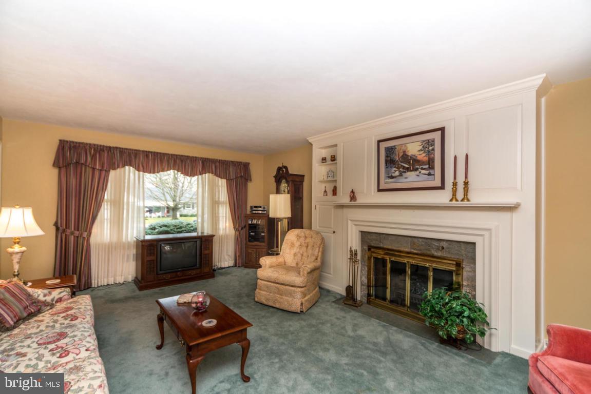 LINCOLN HEIGHTS - Residential