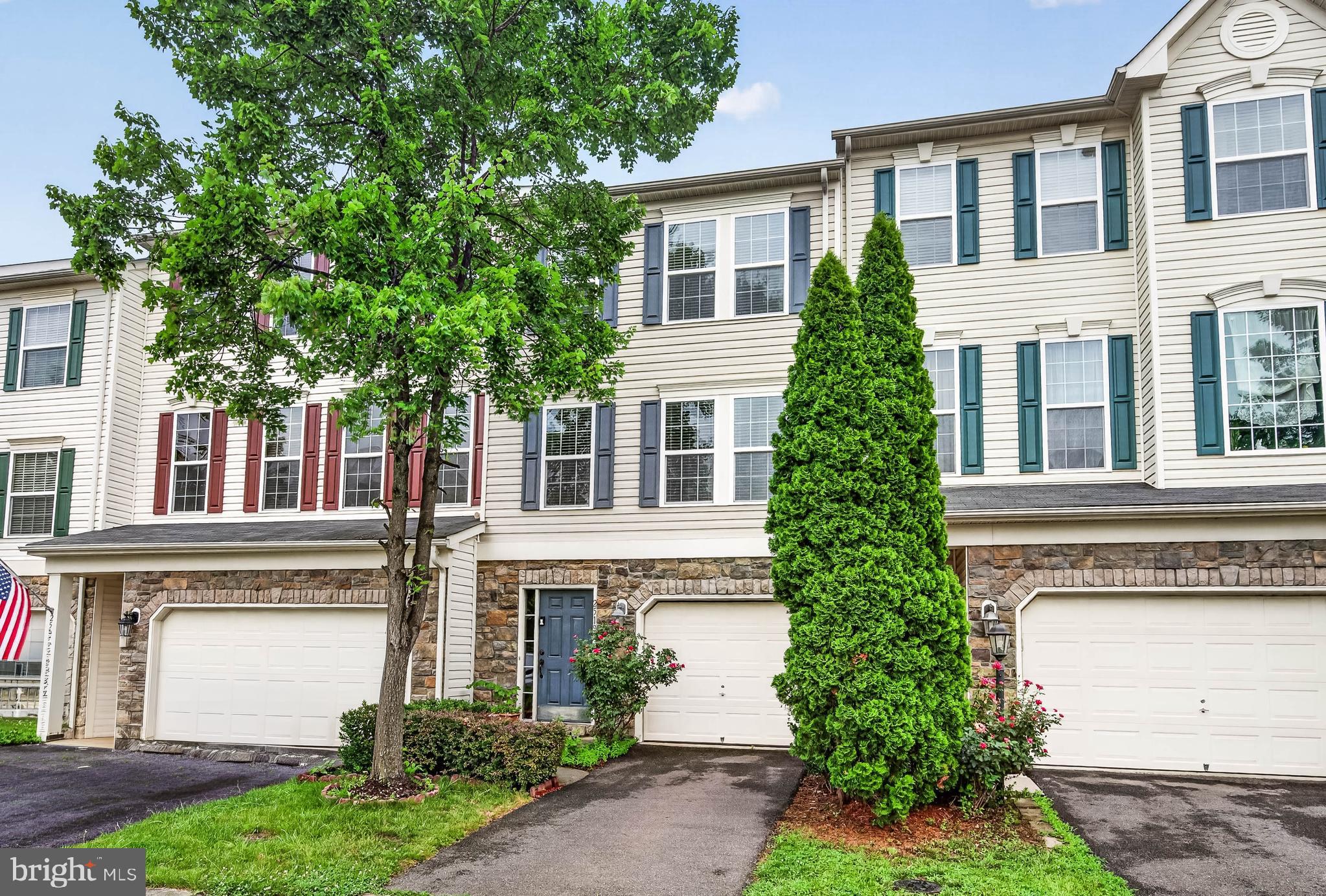 Welcome to this beautifully maintained and move-in ready townhome nestled in one of Aldie's most sought-after communities! This charming 3-bedroom, 2-bath residence offers 1,538 square feet of thoughtfully designed living space, seamlessly blending comfort, style, and functionality.

Step inside to discover a bright and inviting  living room  filled with abundant natural light. The spacious living and dining areas flow effortlessly, creating the perfect setting for both everyday living and entertaining. The well-appointed kitchen offers ample cabinetry and workspace, making meal preparation both convenient and enjoyable.

Upstairs, you'll find generously sized bedrooms designed for comfort and privacy. The home also features an attached 1-car garage.

One of this property's standout features is the expansive deck overlooking a serene wooded backdrop, offering exceptional privacy and a peaceful outdoor retreat. Whether you're enjoying your morning coffee, hosting weekend barbecues, or simply unwinding after a long day, this private outdoor space is sure to become a favorite.

Built in 2010 and meticulously cared for, this home is truly move-in ready. Ideally located just minutes from shopping, restaurants, parks, wineries, and everyday conveniences, you'll also enjoy quick access to Route 50, Loudoun County Parkway, Route 15, and Dulles International Airport, making commuting throughout Northern Virginia and the Washington, D.C. metro area effortless.

Located within the highly regarded Loudoun County Public Schools district, this home is served by Pinebrook Elementary School, Mercer Middle School, and John Champ High School.

Offering the perfect combination of a desirable location, private wooded views, modern comfort, and exceptional value, this is an opportunity you won't want to miss. Schedule your private tour today and experience all this beautiful home has to offer!