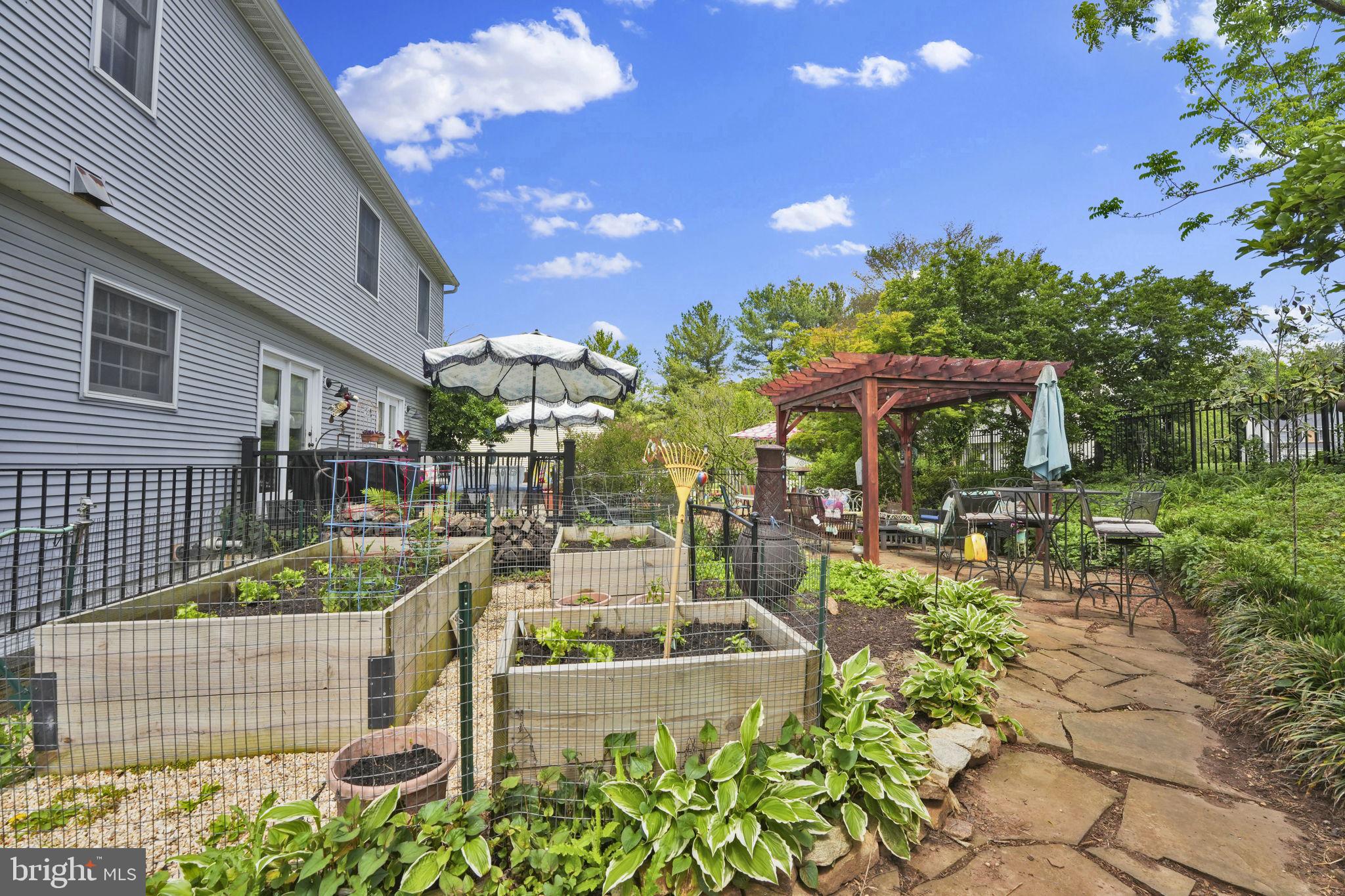 BRENDON VILLAGE - Residential