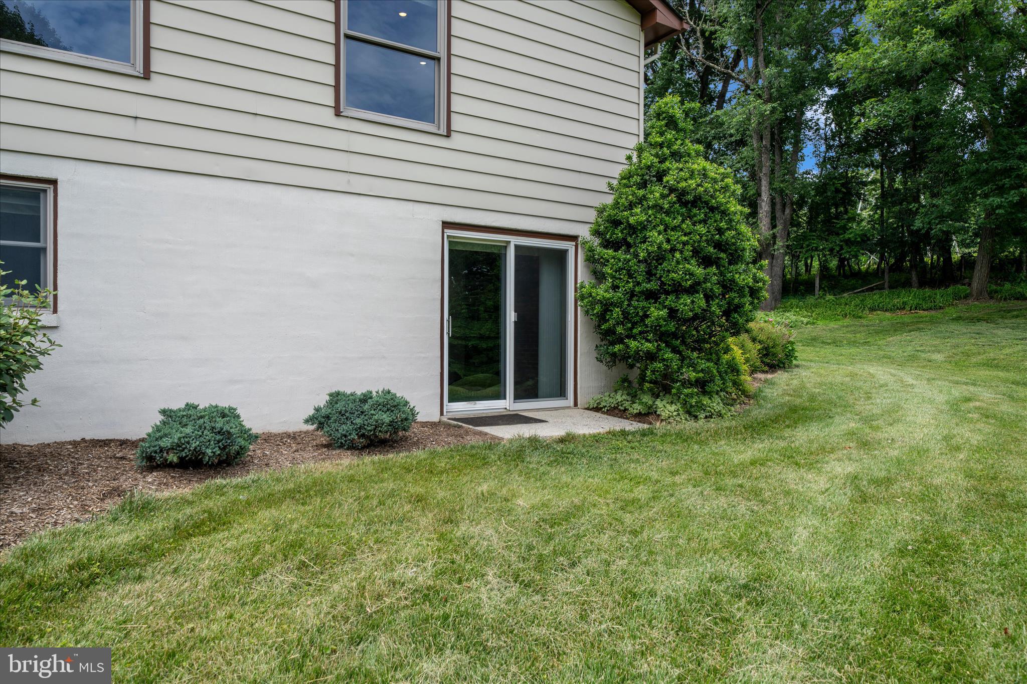 BURNT HICKORY - Residential