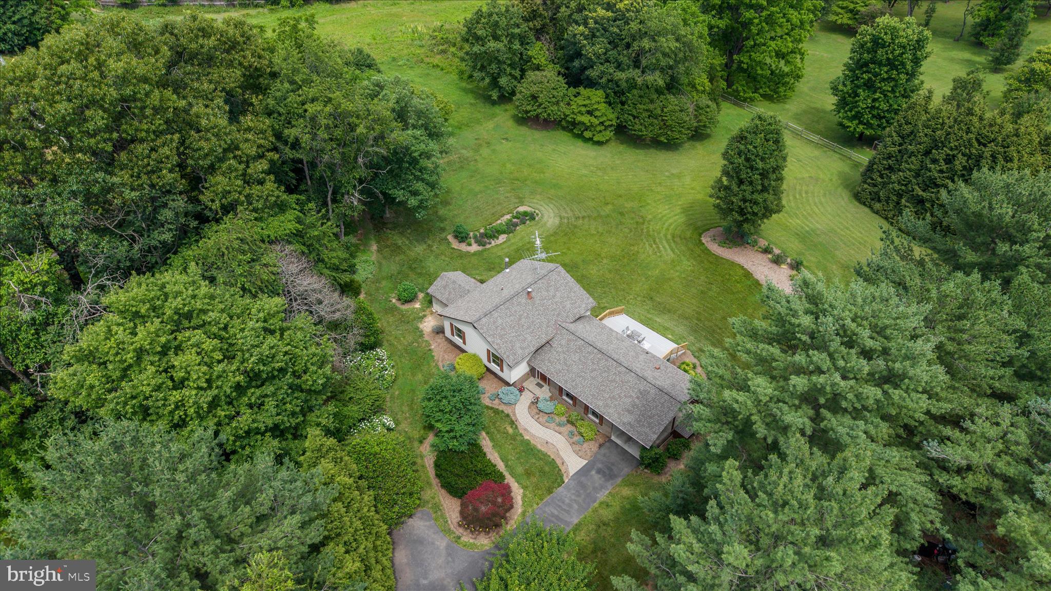 BURNT HICKORY - Residential