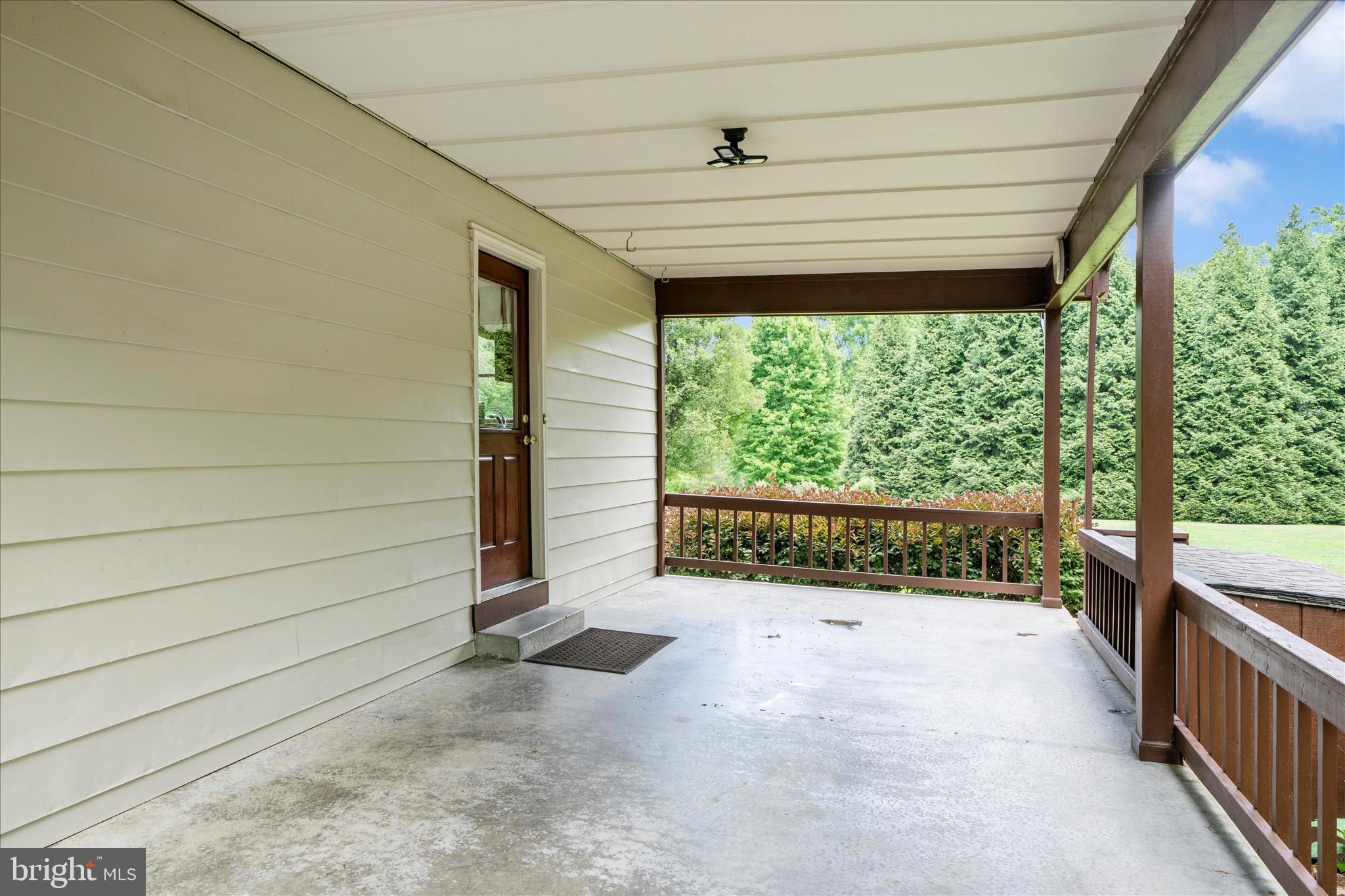 BURNT HICKORY - Residential